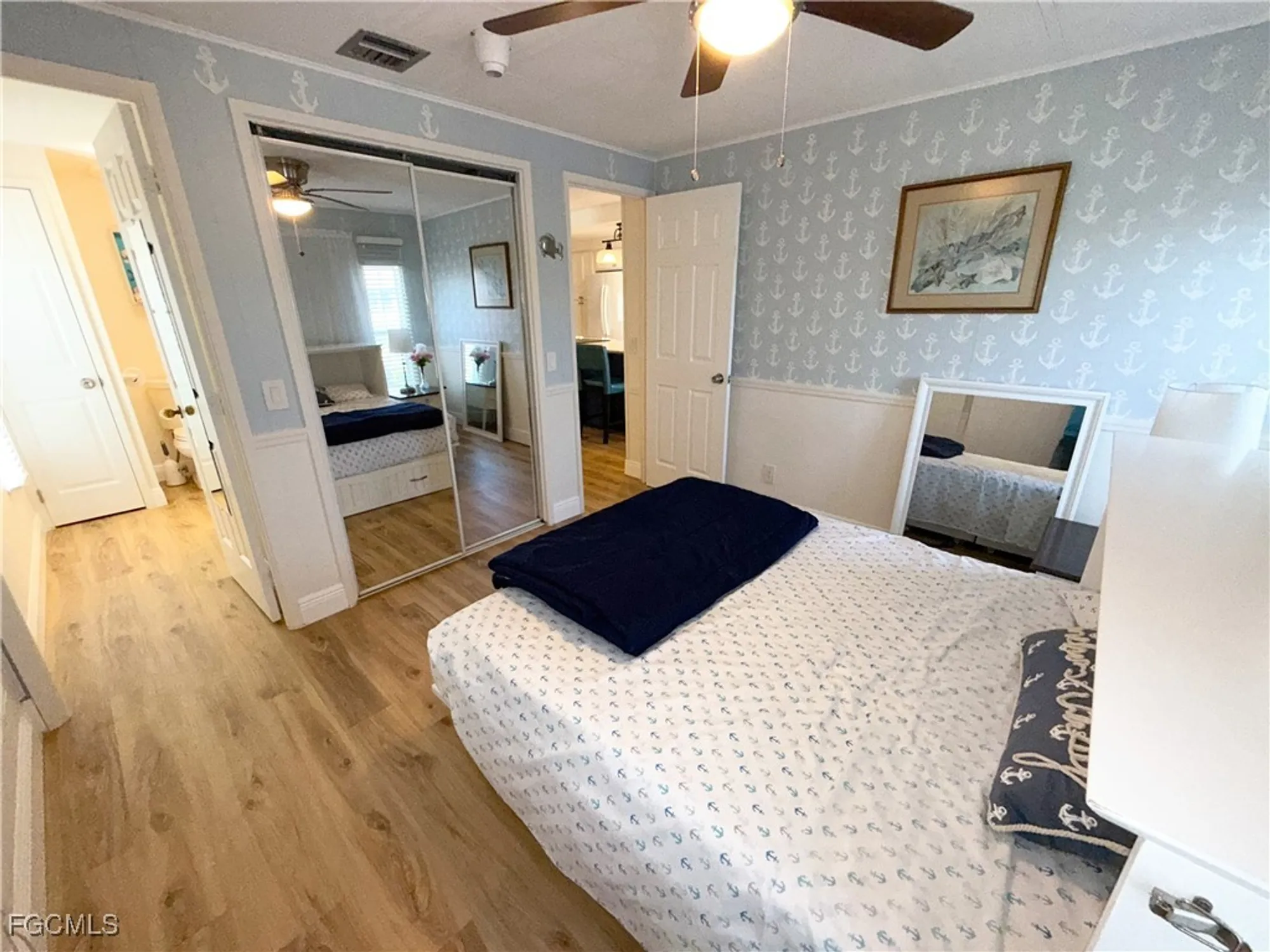 Property Slideshow image 13 of 31 | 5513 sir walter way, North Fort Myers, FL, 33917