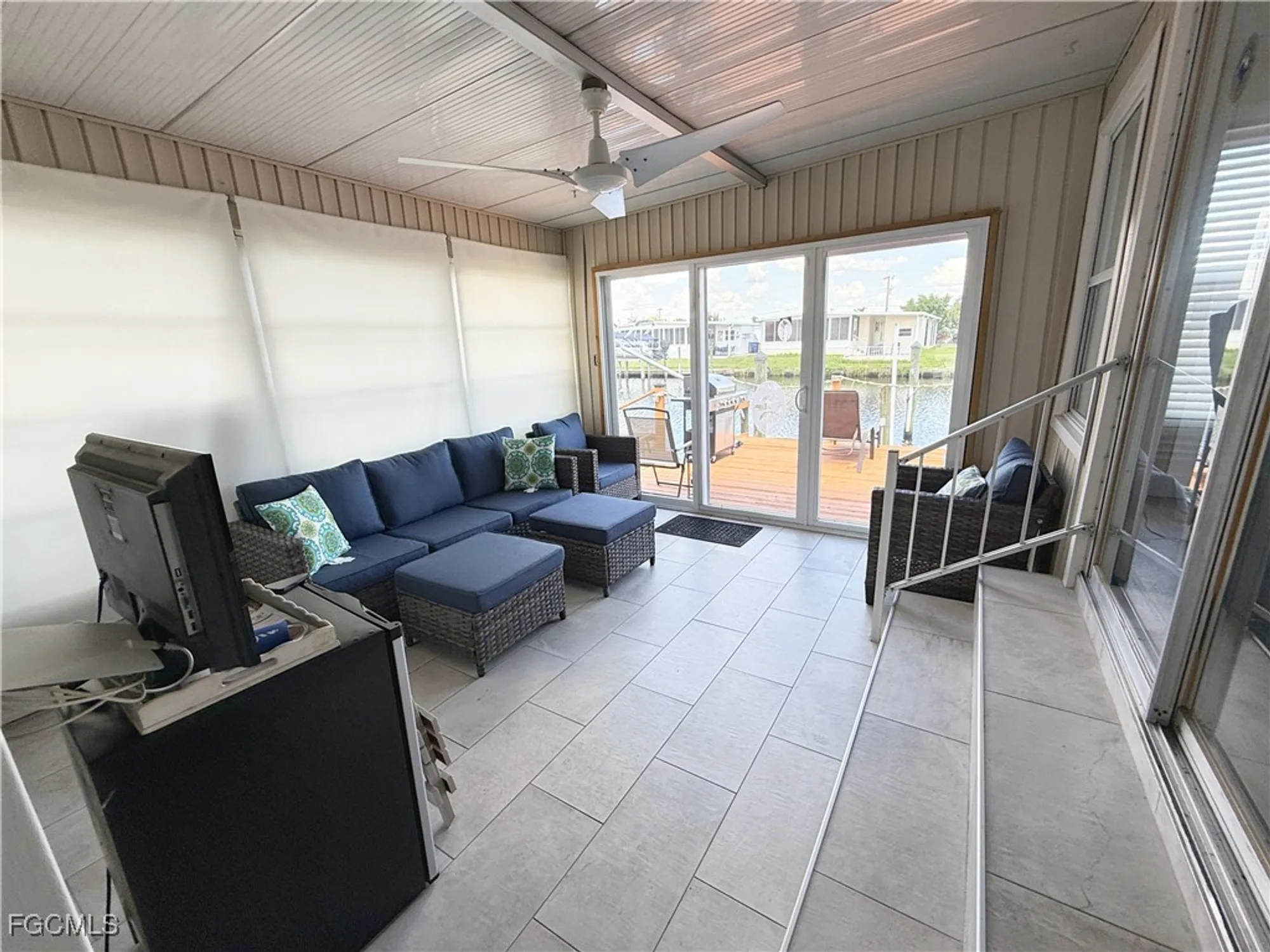 Property Slideshow image 25 of 31 | 5513 sir walter way, North Fort Myers, FL, 33917