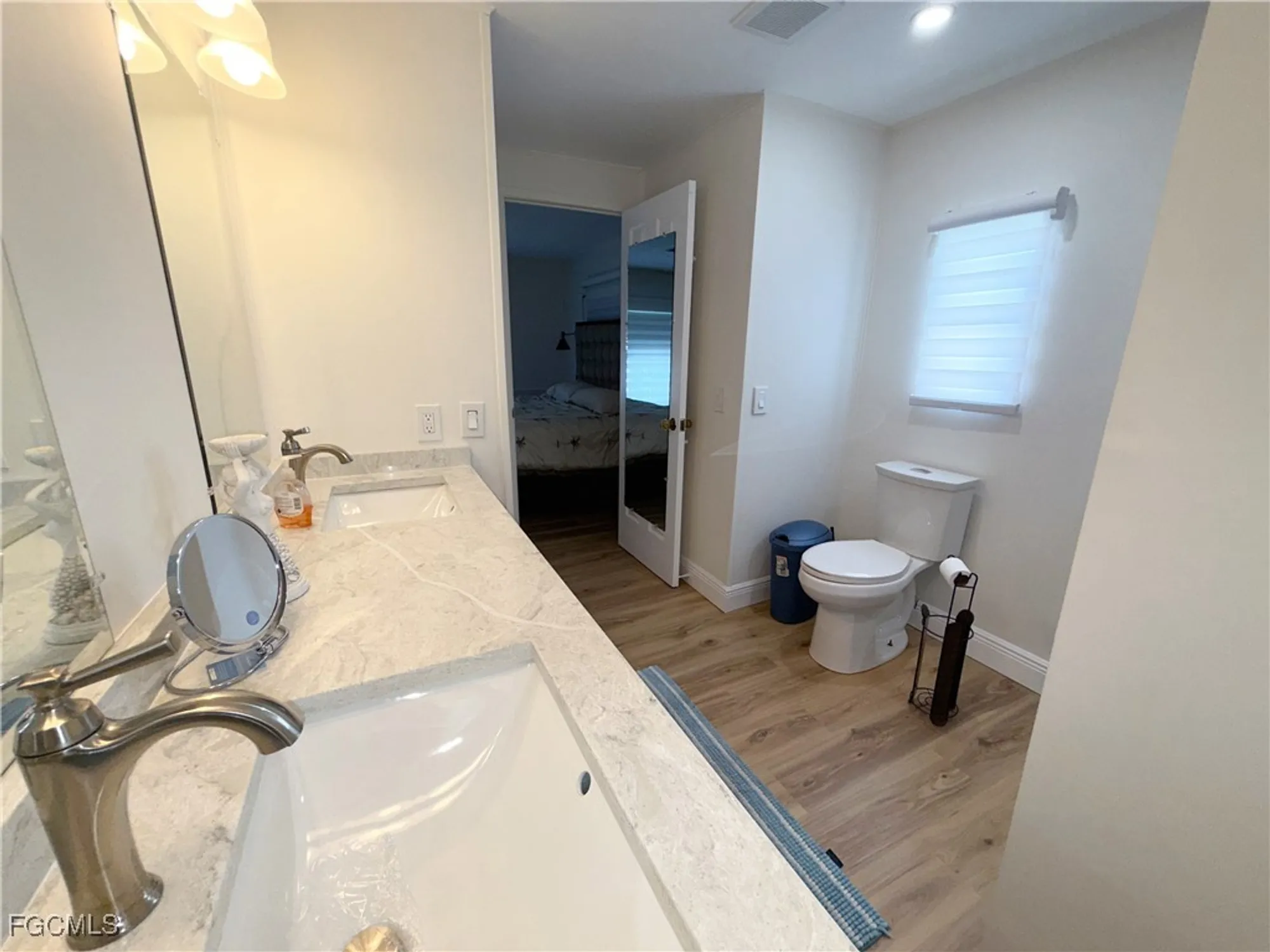 Property Slideshow image 23 of 31 | 5513 sir walter way, North Fort Myers, FL, 33917