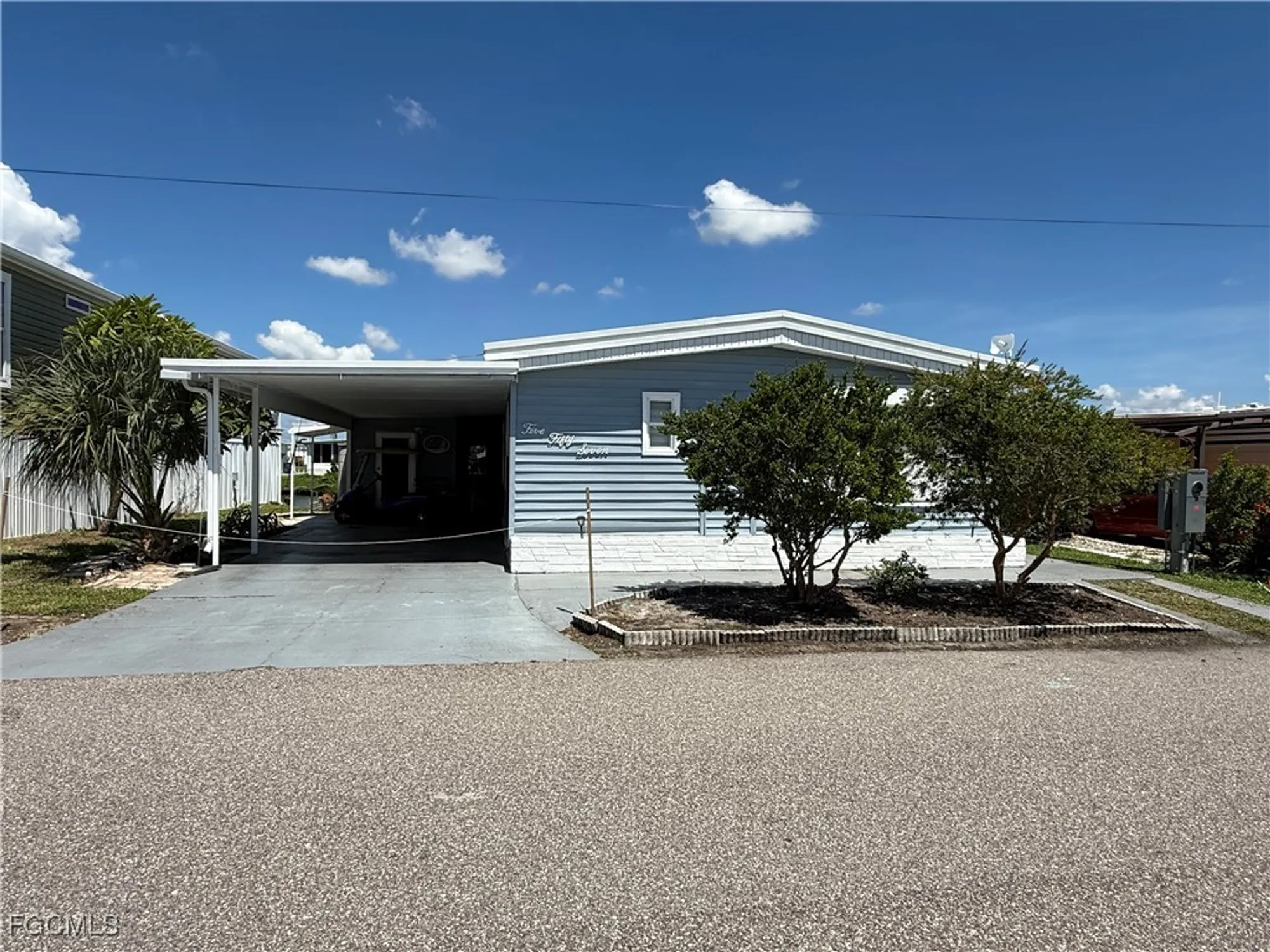 Property Slideshow image 30 of 31 | 5513 sir walter way, North Fort Myers, FL, 33917