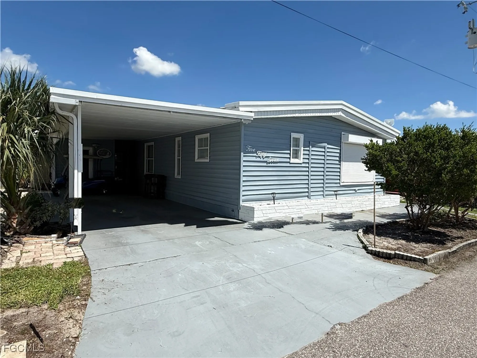 Property Slideshow image 31 of 31 | 5513 sir walter way, North Fort Myers, FL, 33917