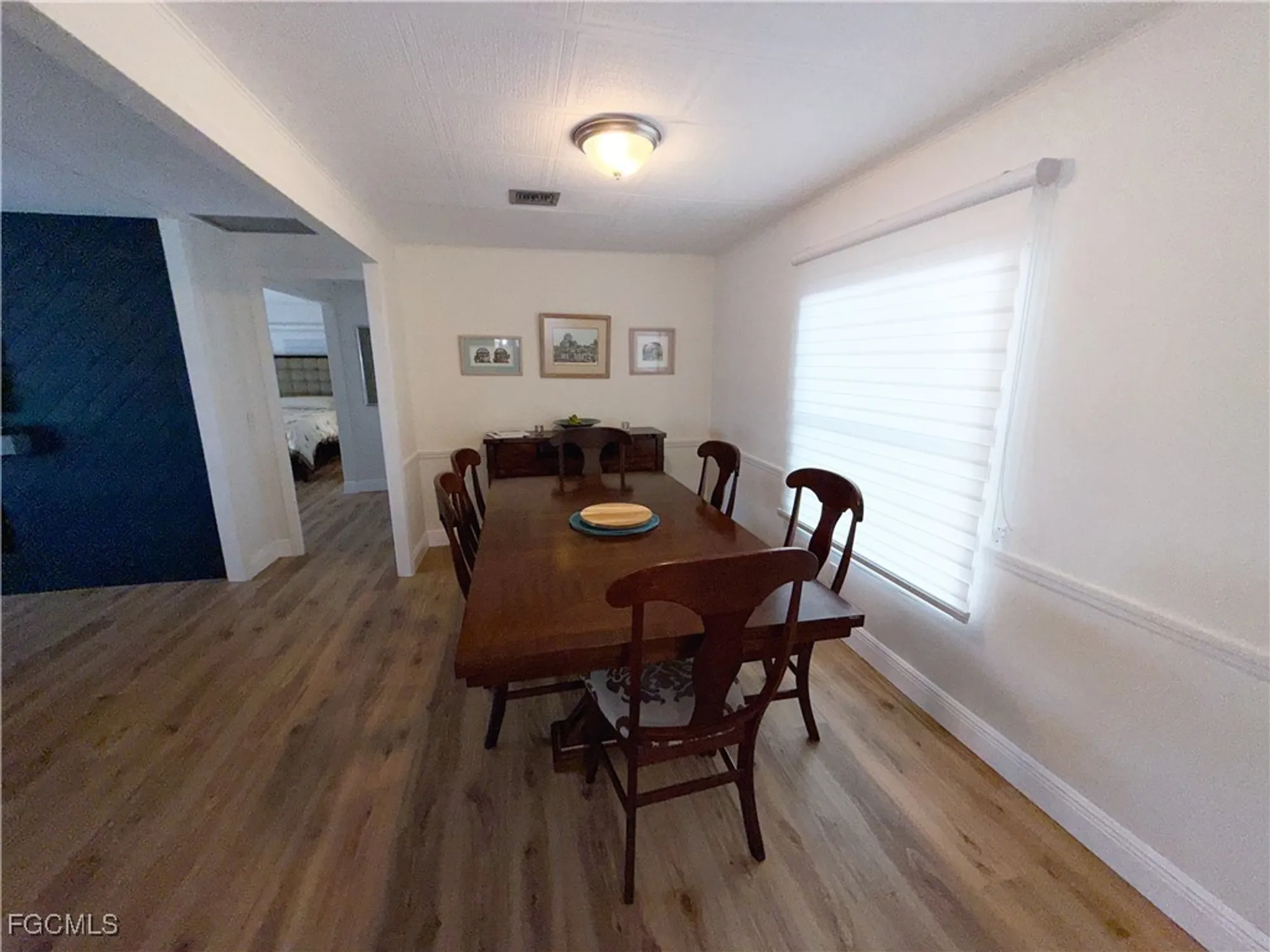 Property Slideshow image 6 of 31 | 5513 sir walter way, North Fort Myers, FL, 33917