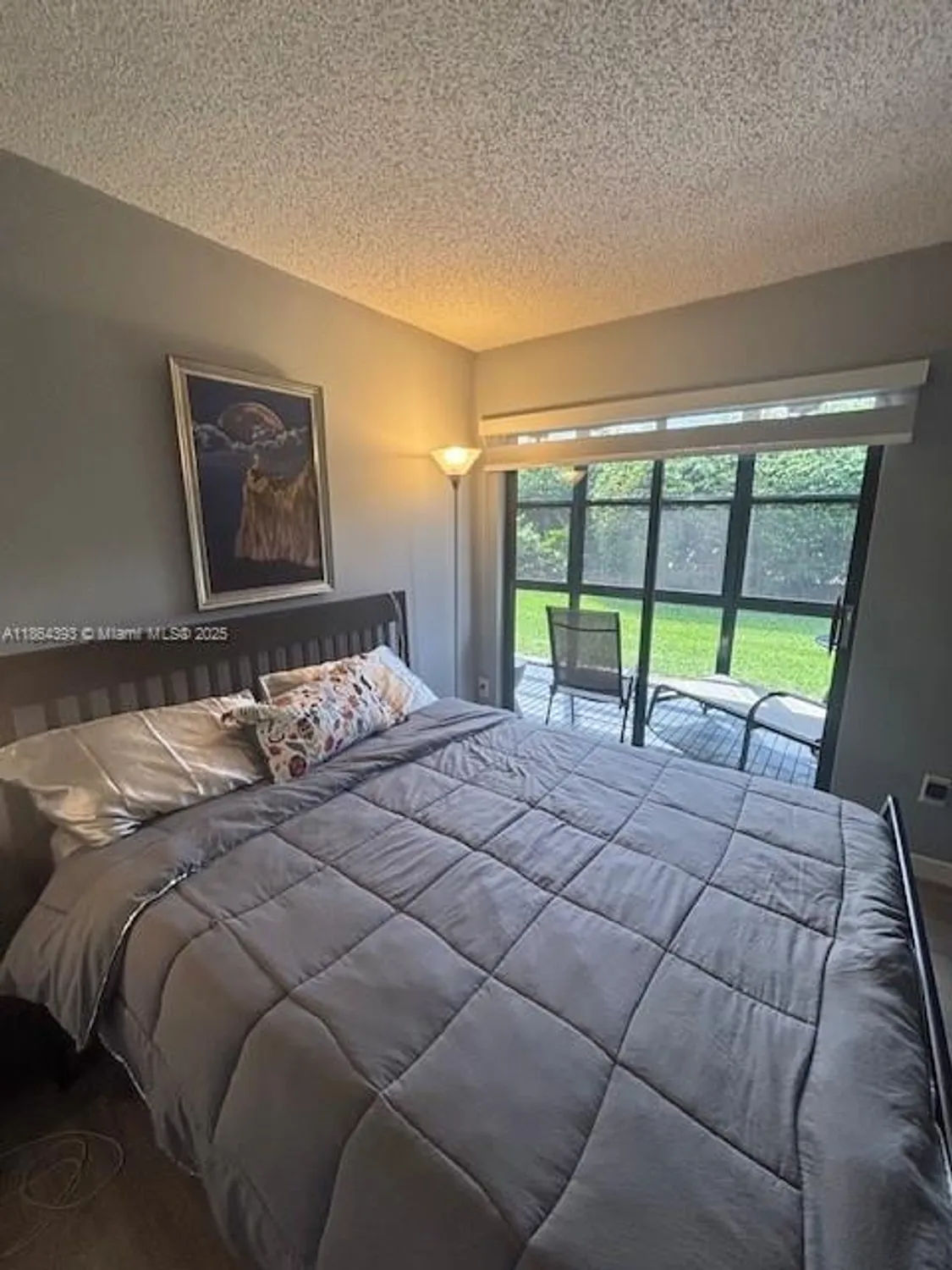 Property Slideshow image 8 of 11 | 10709 w clairmont cir 111, Tamarac, FL, 33321