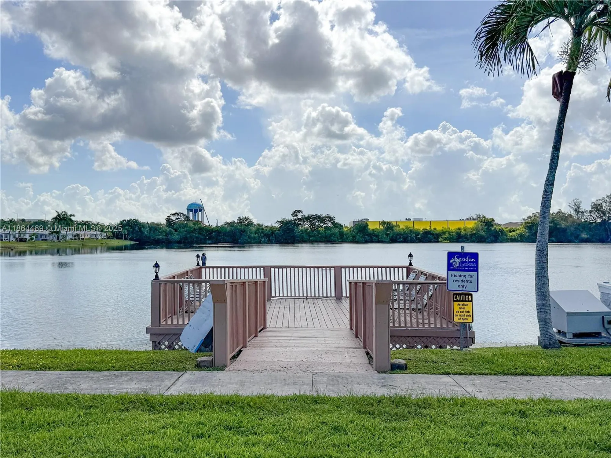 Property Slideshow image 34 of 50 | 2300 park ln apt 105, Hollywood, FL, 33021
