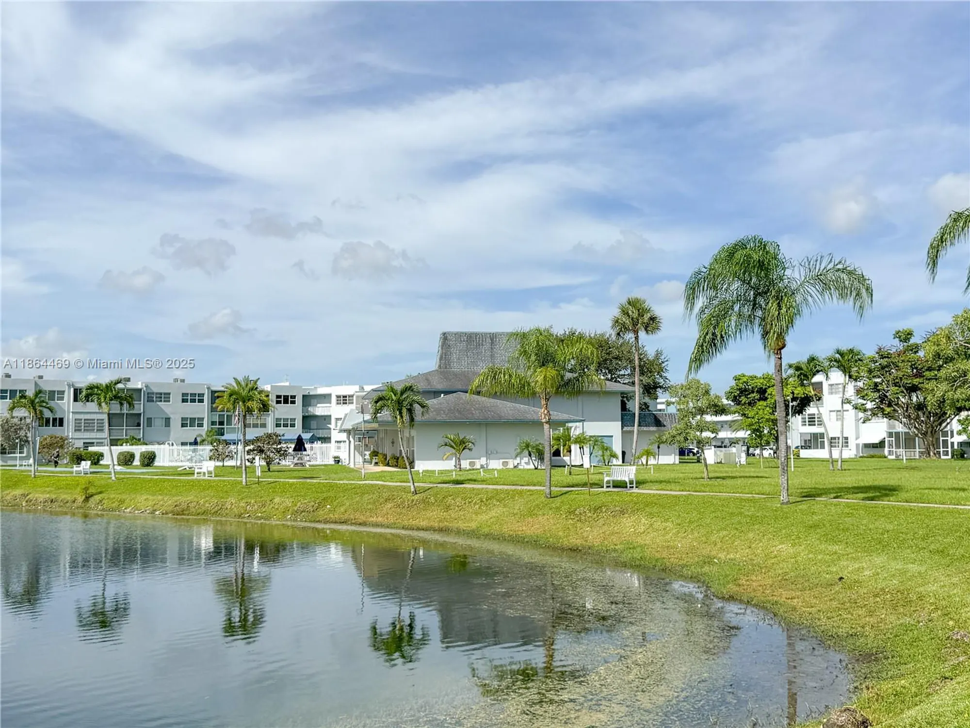 Property Slideshow image 36 of 50 | 2300 park ln apt 105, Hollywood, FL, 33021