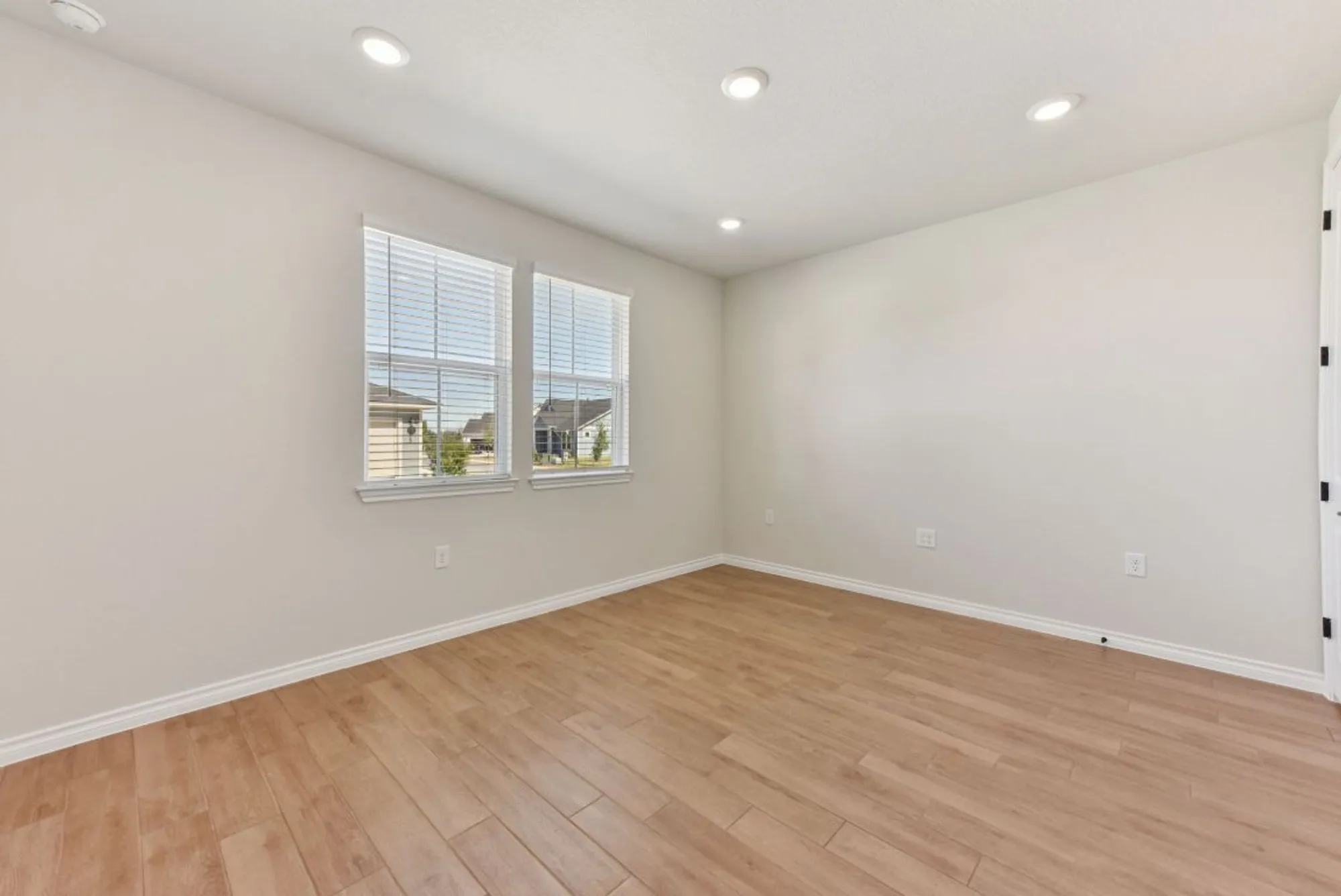 Property Slideshow image 13 of 33 | 105 antoinette way unit 102, San Marcos, TX, 78666