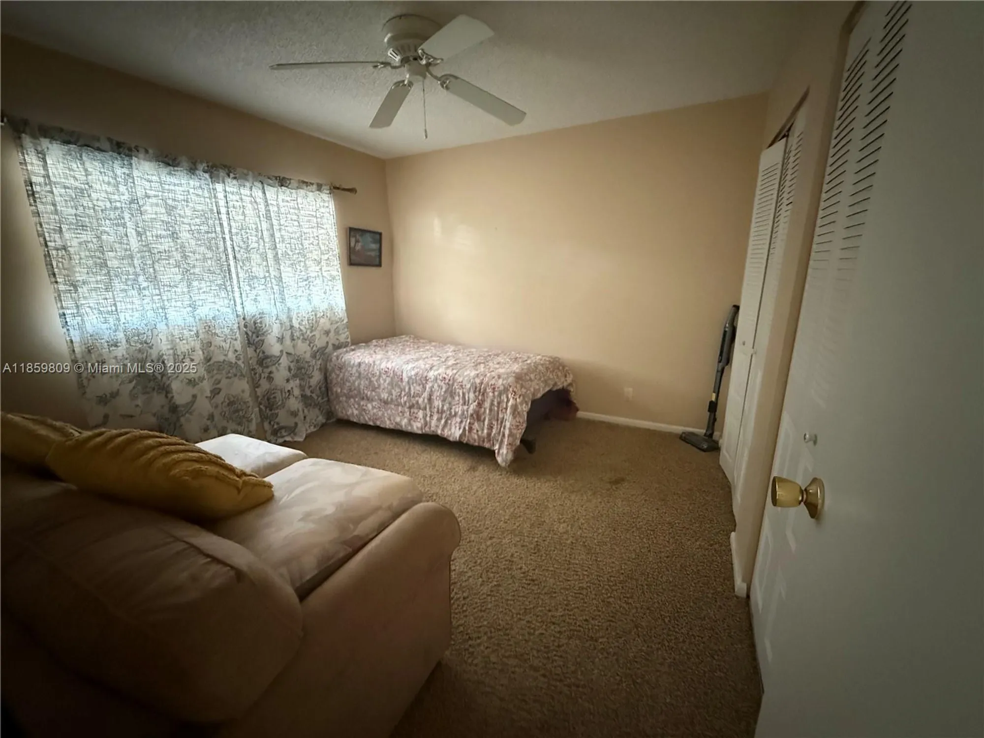 Property Slideshow image 14 of 22 | 1035 country club dr 208, Margate, FL, 33063