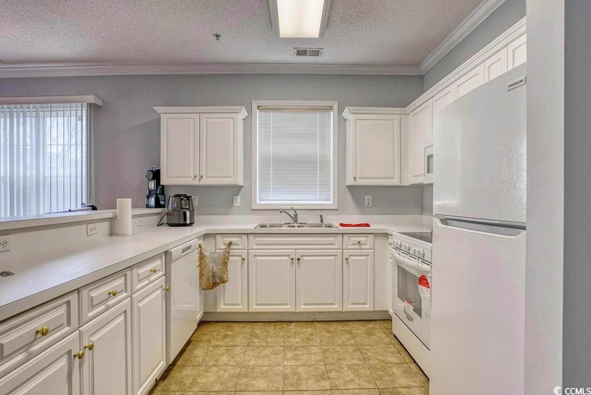 Property Slideshow image 5 of 28 | 800 crumpet ct unit 1122, Myrtle Beach, SC, 29579