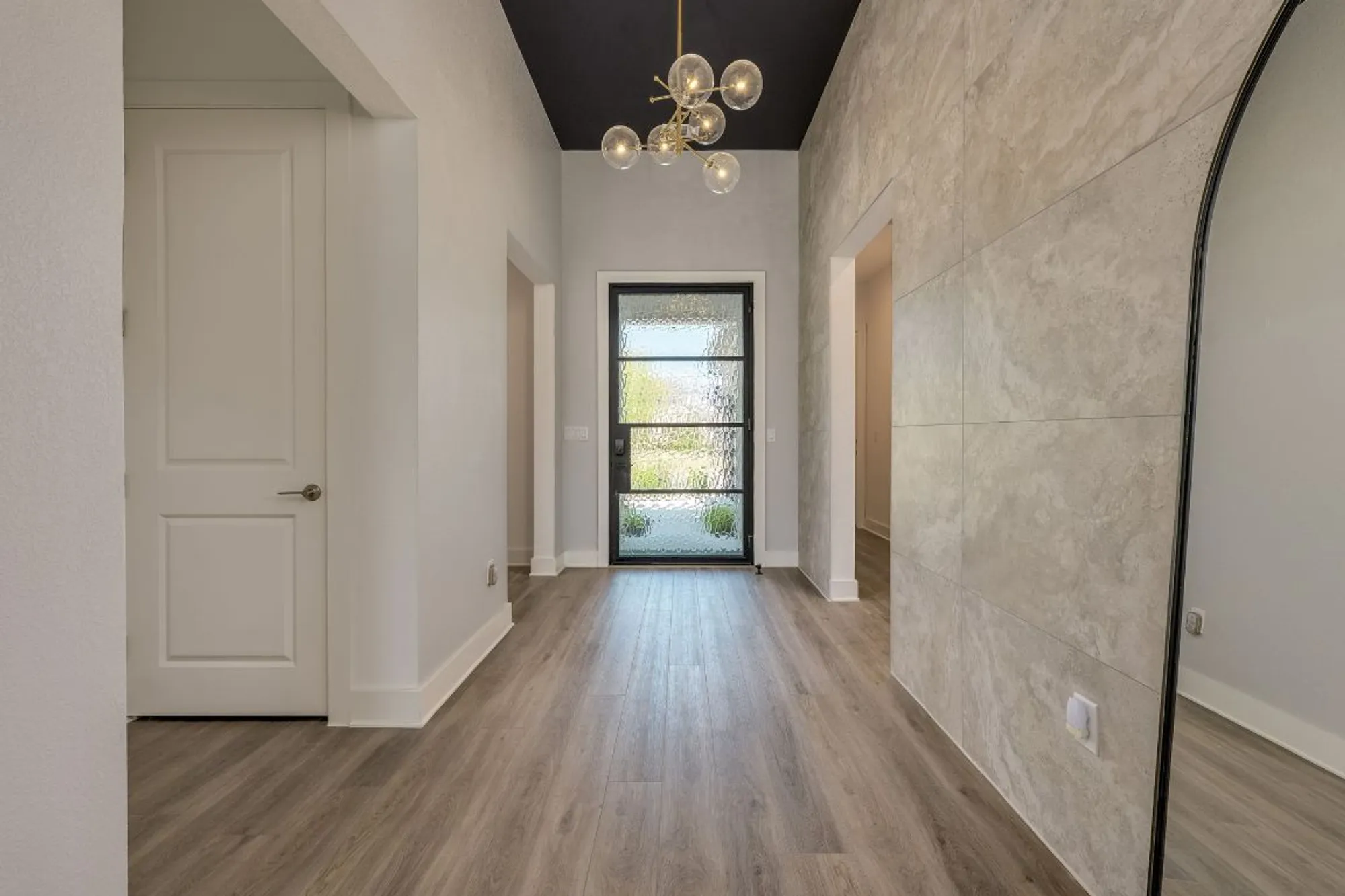 Property Slideshow image 5 of 40 | 508 alava way, Liberty Hill, TX, 78642