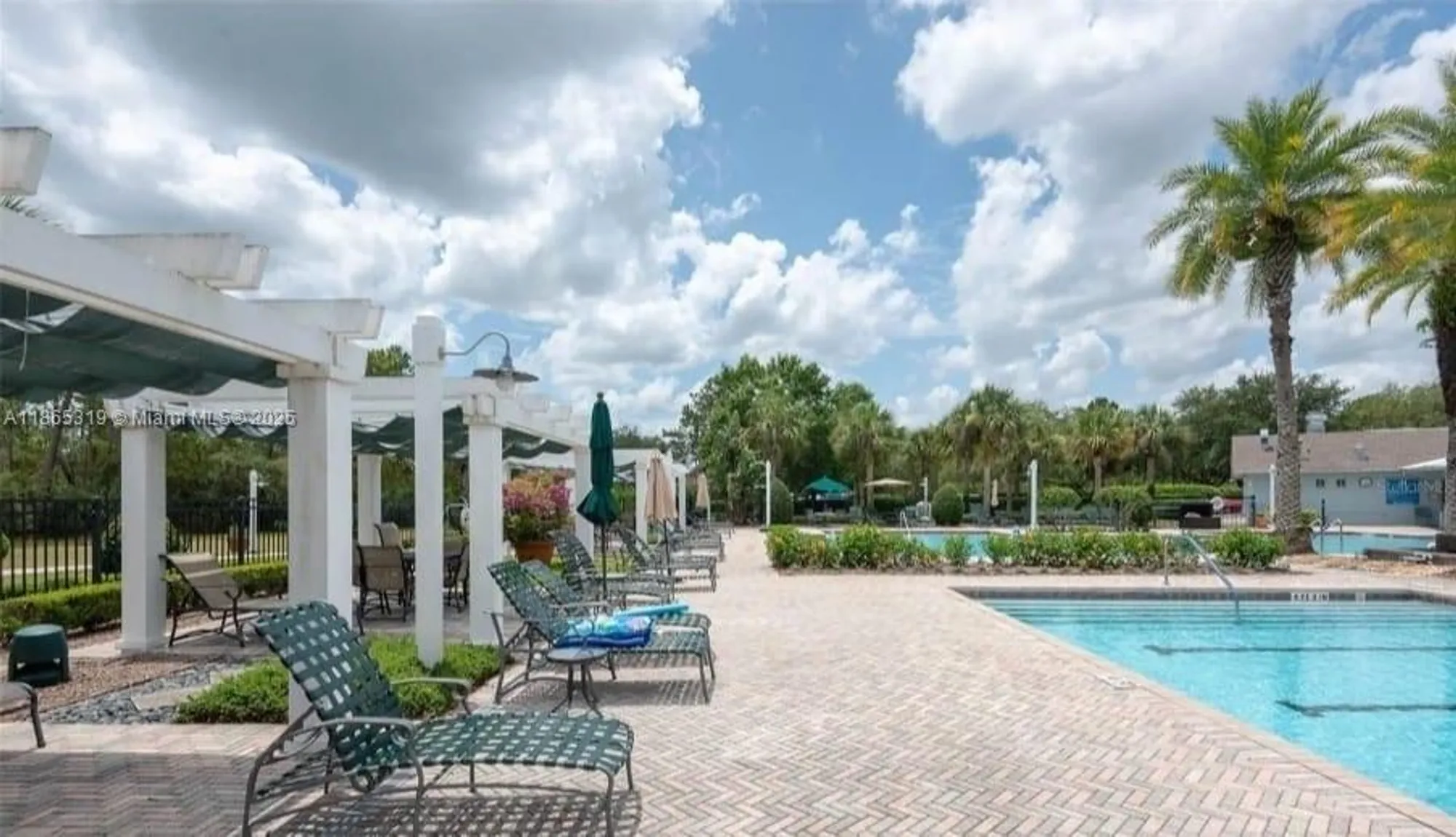 Property Slideshow image 22 of 28 | 115 heron point way, Deland, FL, 32724