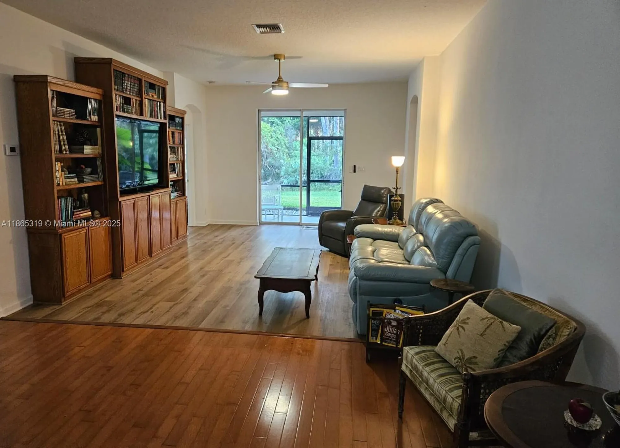 Property Slideshow image 4 of 28 | 115 heron point way, Deland, FL, 32724