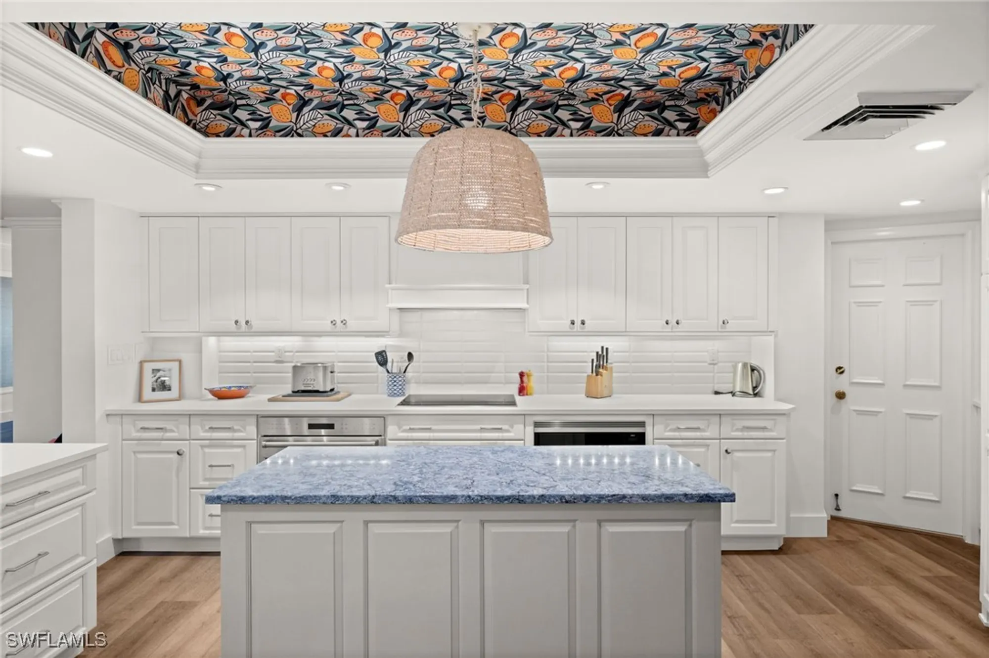 Property Slideshow image 34 of 45 | 2901 gulf shore blvd n apt 101s, Naples, FL, 34103