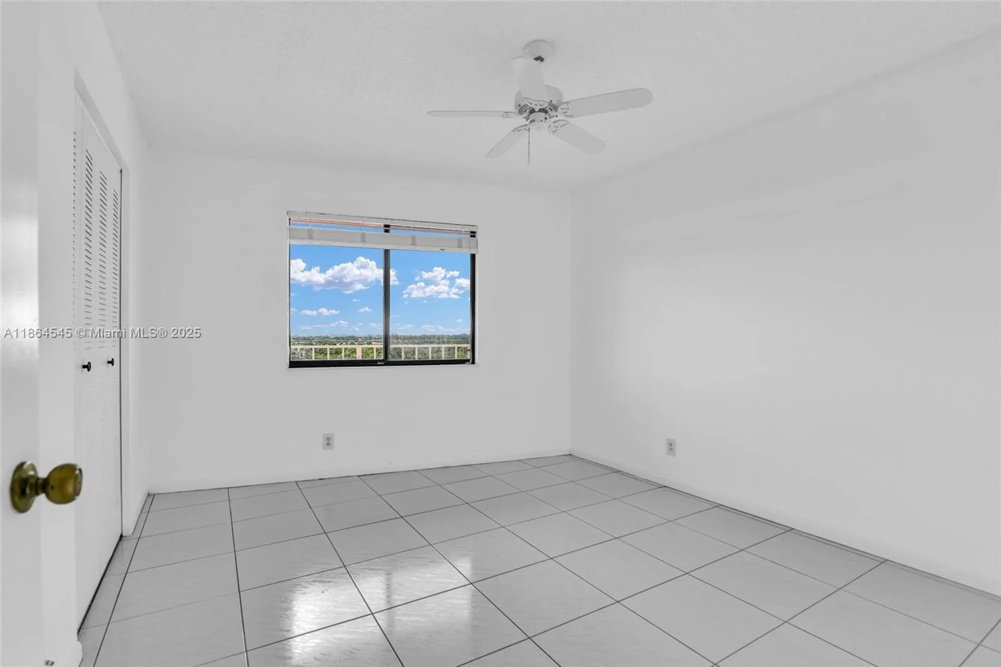 Property Slideshow image 15 of 62 | 7360 s oriole blvd 806, Delray Beach, FL, 33446