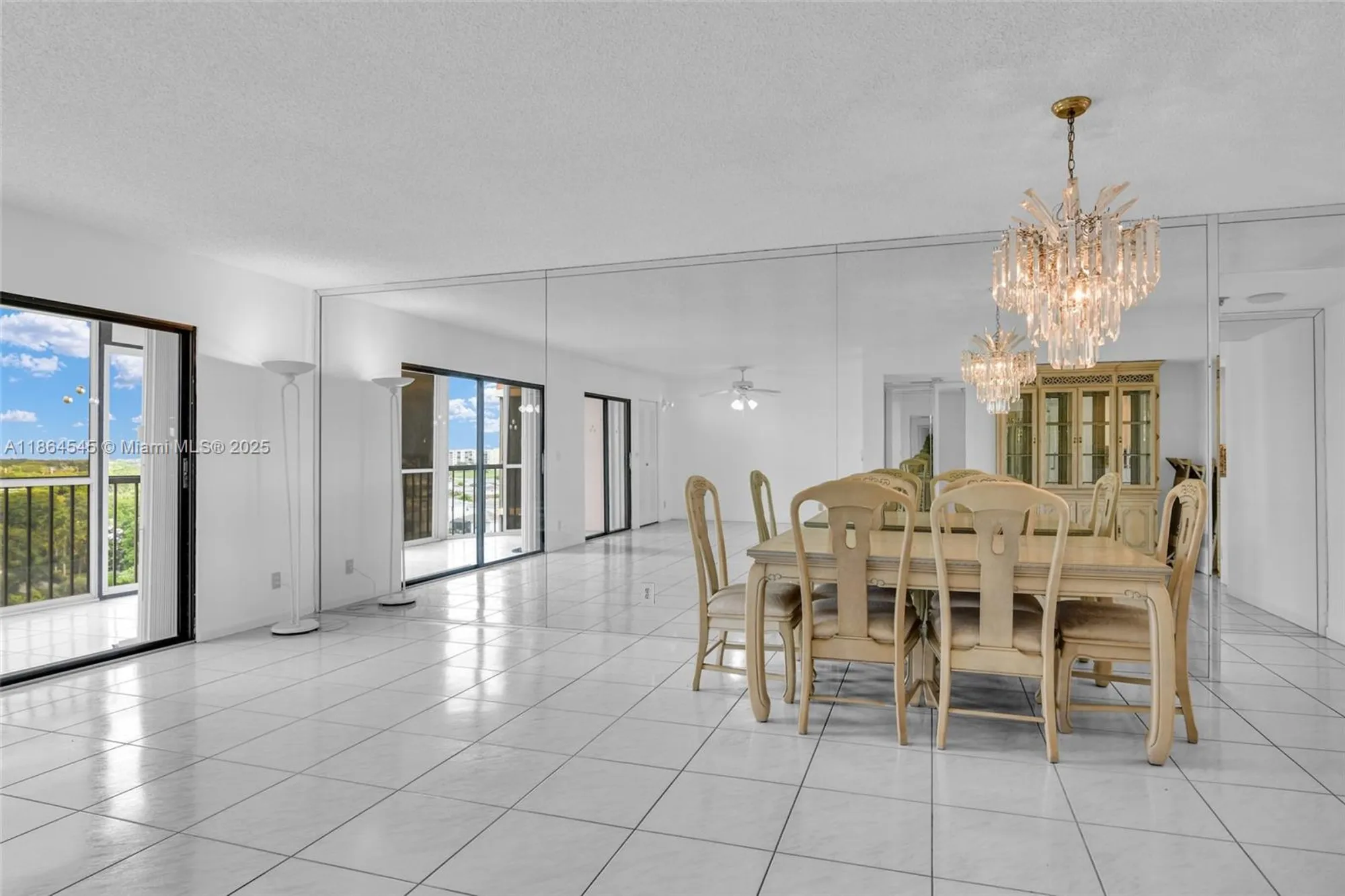 Property Slideshow image 13 of 62 | 7360 s oriole blvd 806, Delray Beach, FL, 33446