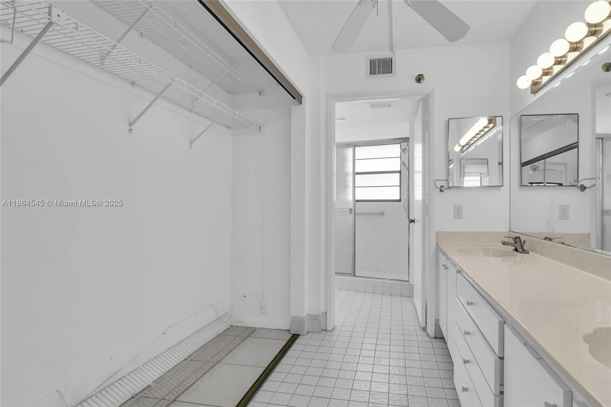 Property Slideshow image 22 of 62 | 7360 s oriole blvd 806, Delray Beach, FL, 33446