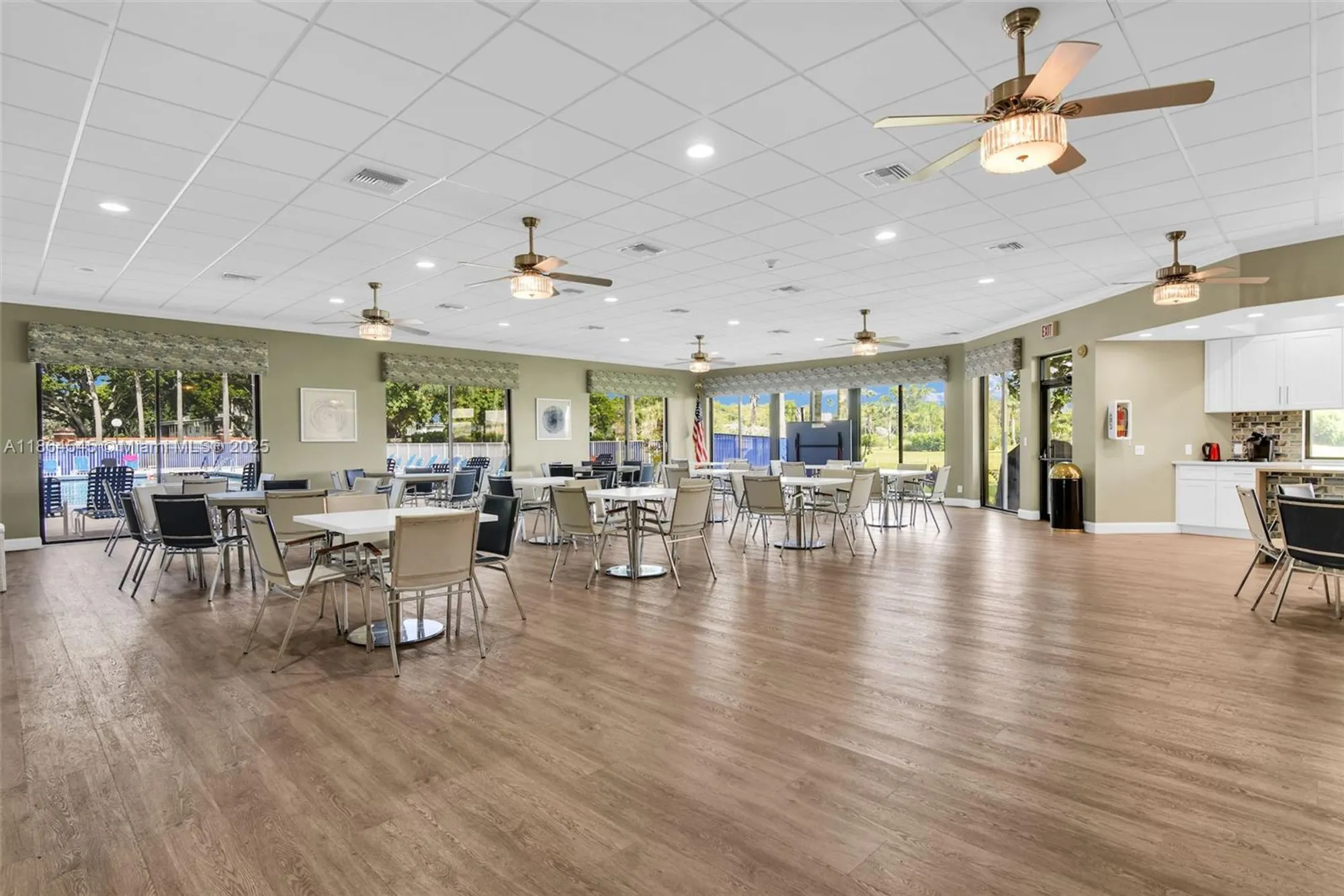 Property Slideshow image 30 of 62 | 7360 s oriole blvd 806, Delray Beach, FL, 33446