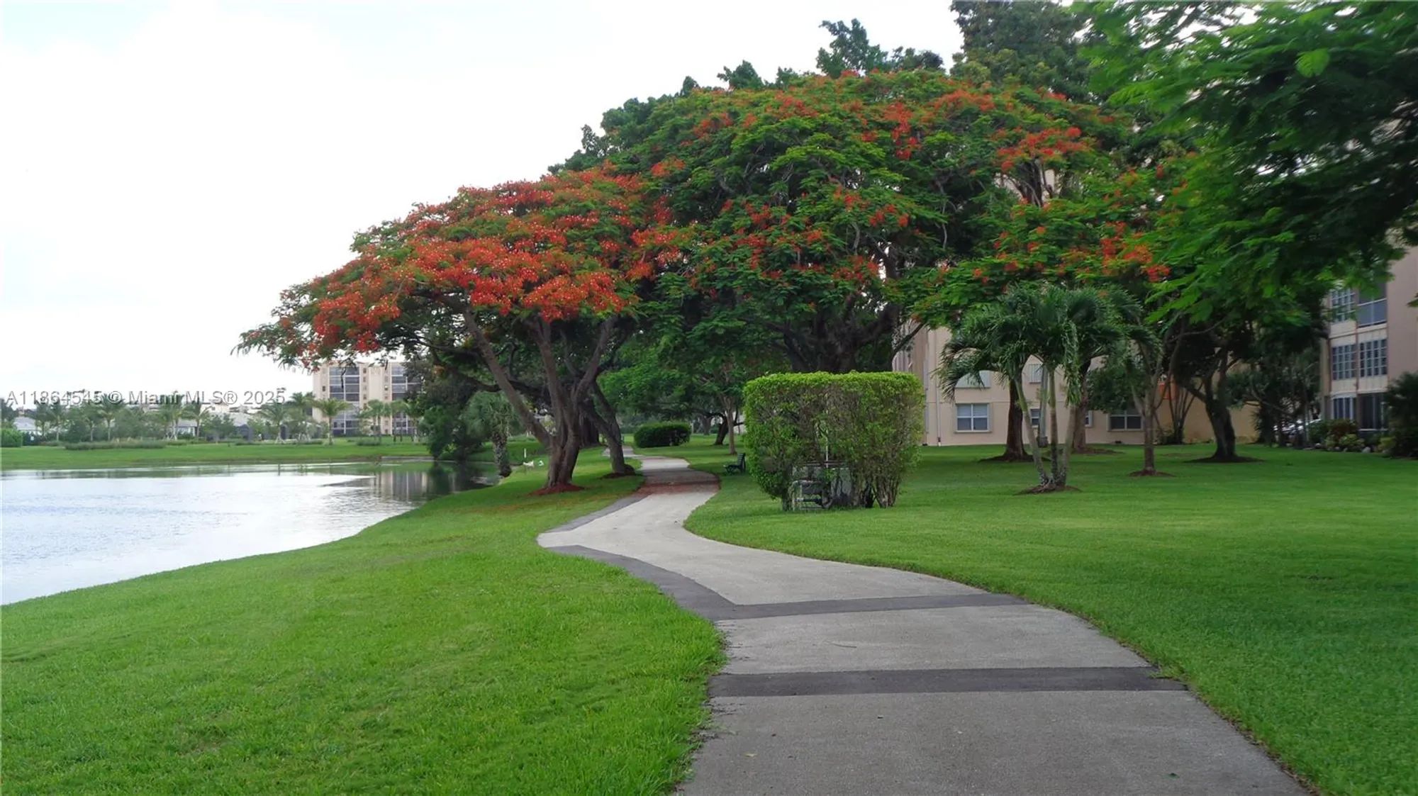 Property Slideshow image 47 of 62 | 7360 s oriole blvd 806, Delray Beach, FL, 33446