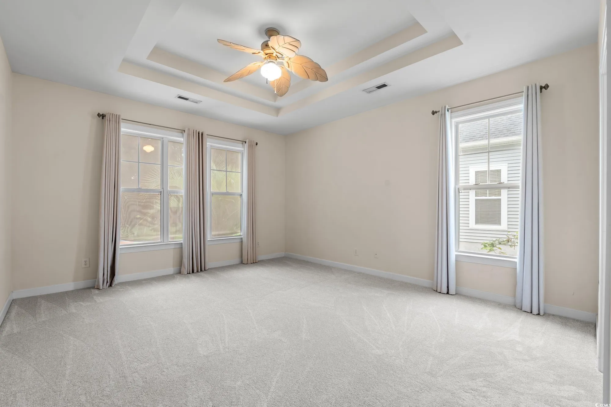 Property Slideshow image 16 of 40 | 311 highfield loop, Myrtle Beach, SC, 29579