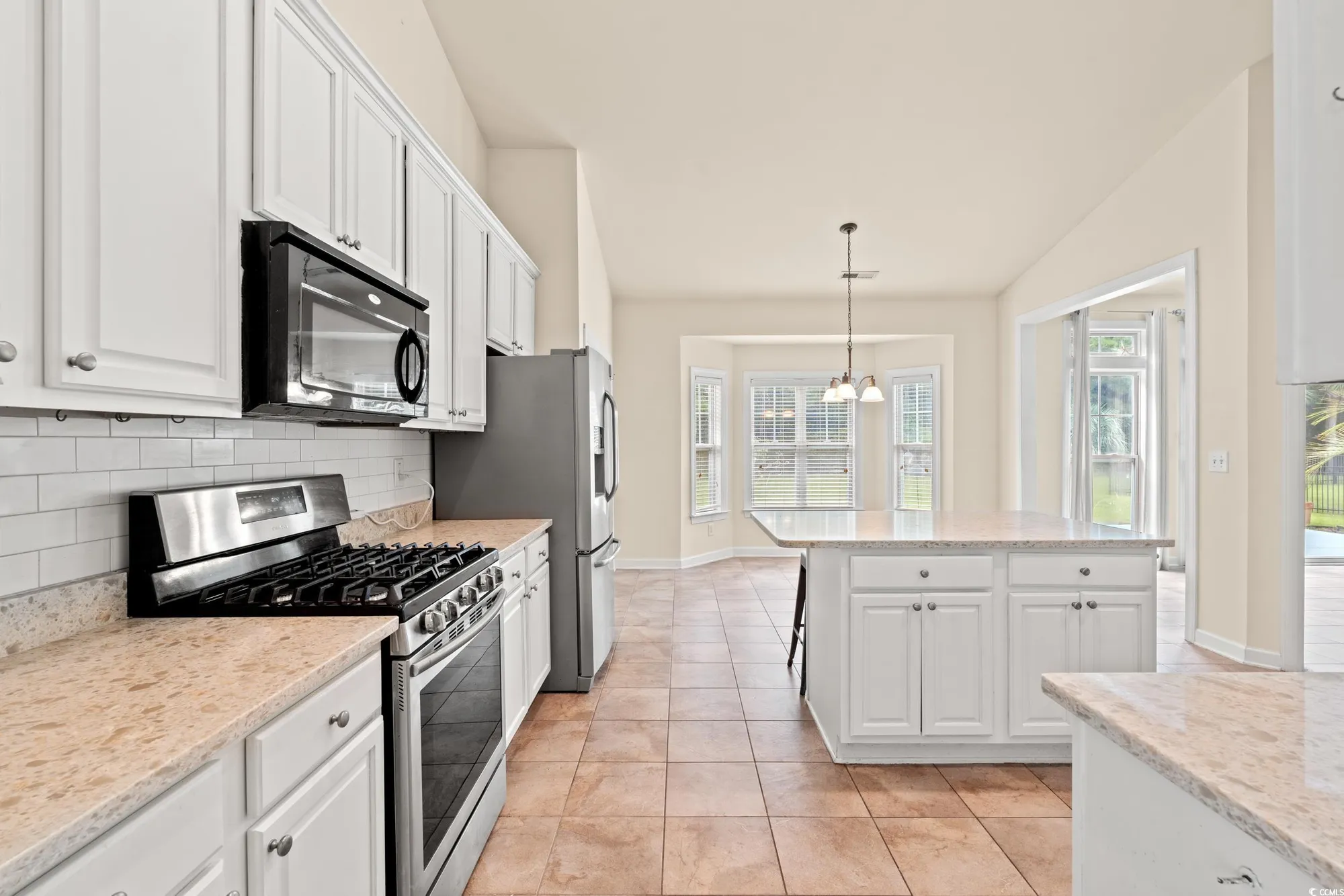 Property Slideshow image 10 of 40 | 311 highfield loop, Myrtle Beach, SC, 29579