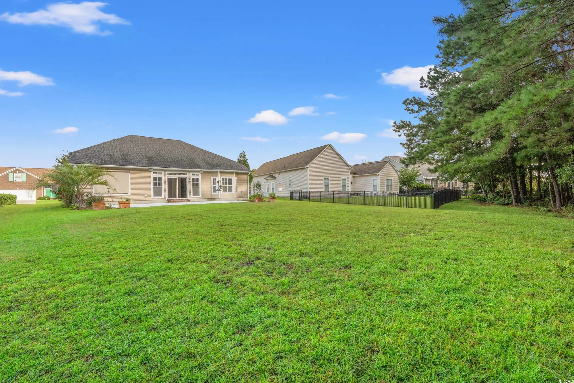 Property Slideshow image 24 of 40 | 311 highfield loop, Myrtle Beach, SC, 29579