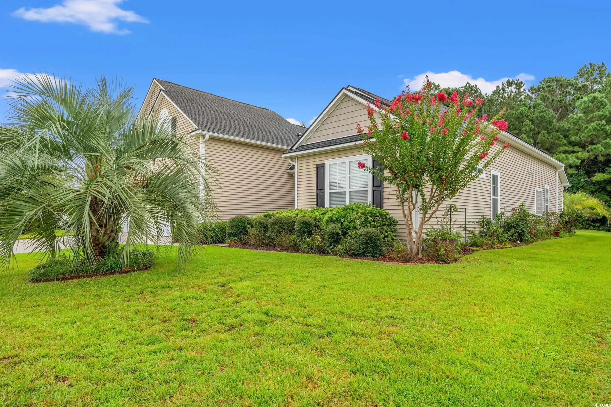Property Slideshow image 2 of 40 | 311 highfield loop, Myrtle Beach, SC, 29579
