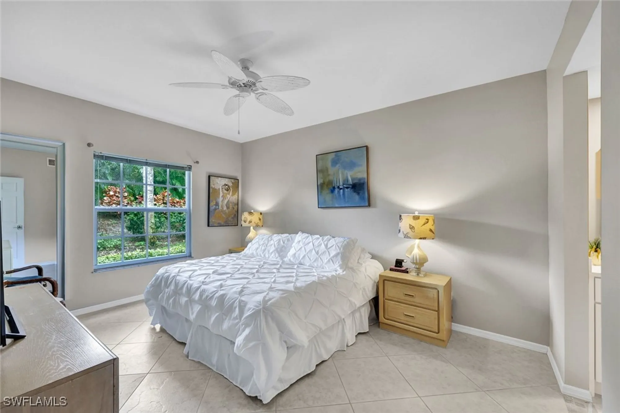 Property Slideshow image 10 of 19 | 859 tanbark dr 103, Naples, FL, 34108