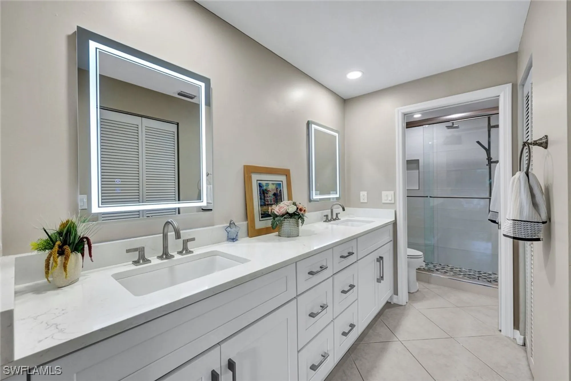 Property Slideshow image 11 of 19 | 859 tanbark dr 103, Naples, FL, 34108