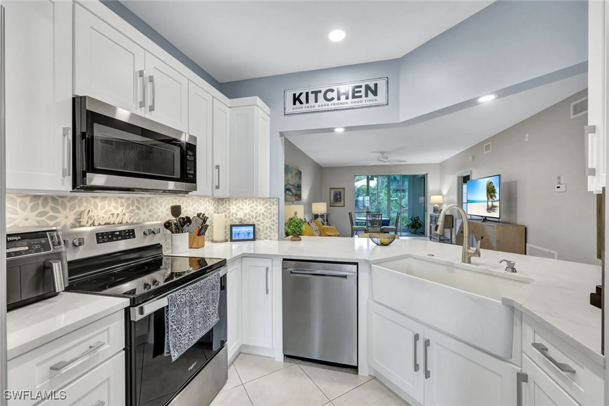 Property Slideshow image 3 of 19 | 859 tanbark dr 103, Naples, FL, 34108