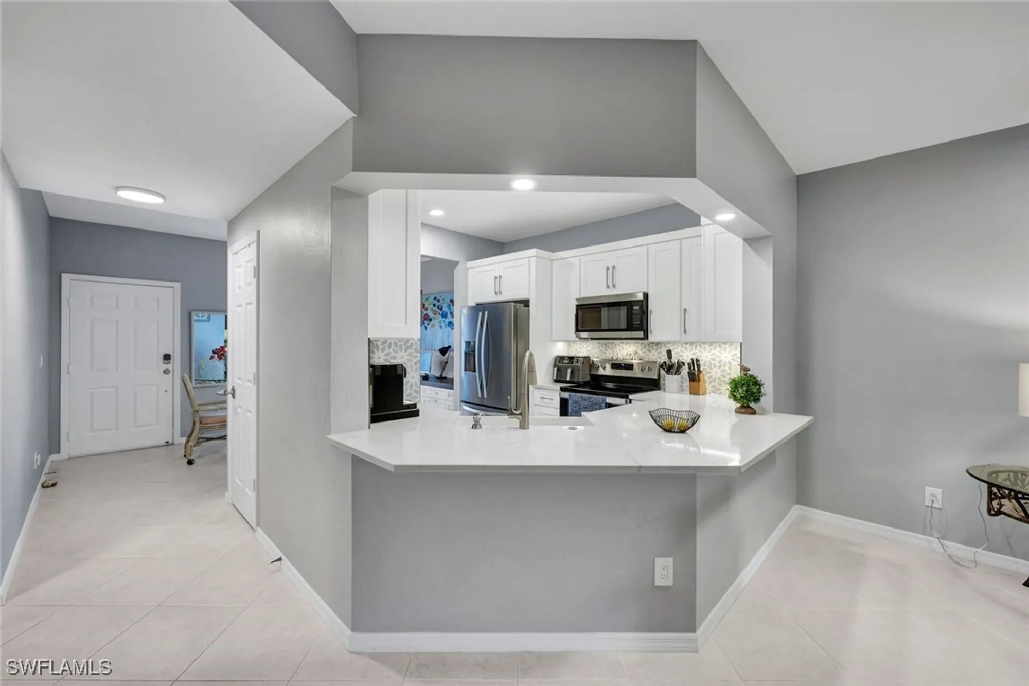 Property Slideshow image 4 of 19 | 859 tanbark dr 103, Naples, FL, 34108