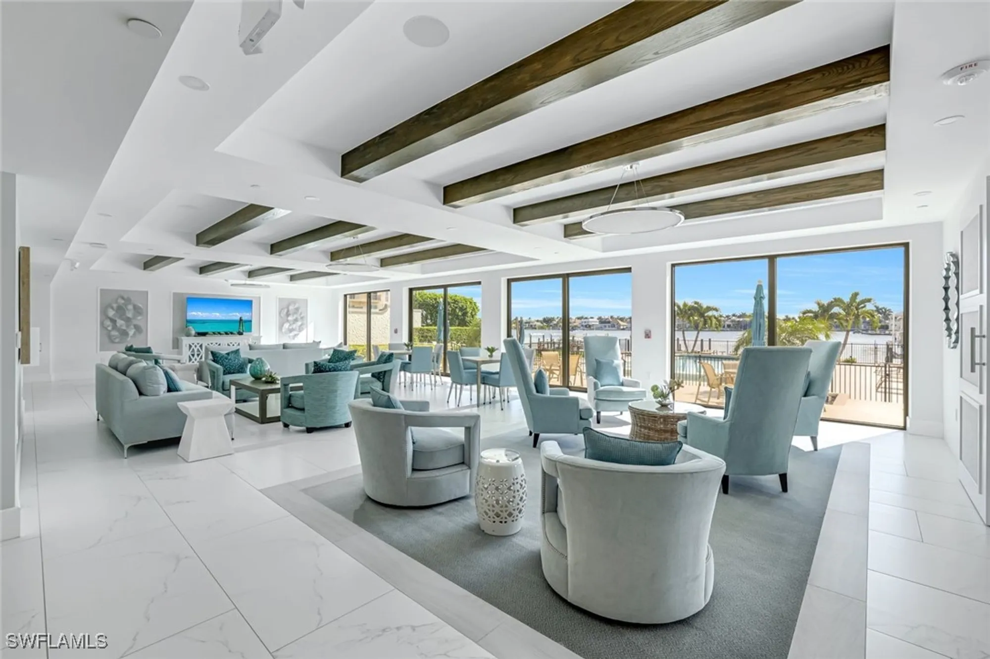 Property Slideshow image 20 of 28 | 3430 gulf shore blvd 5j, Naples, FL, 34103