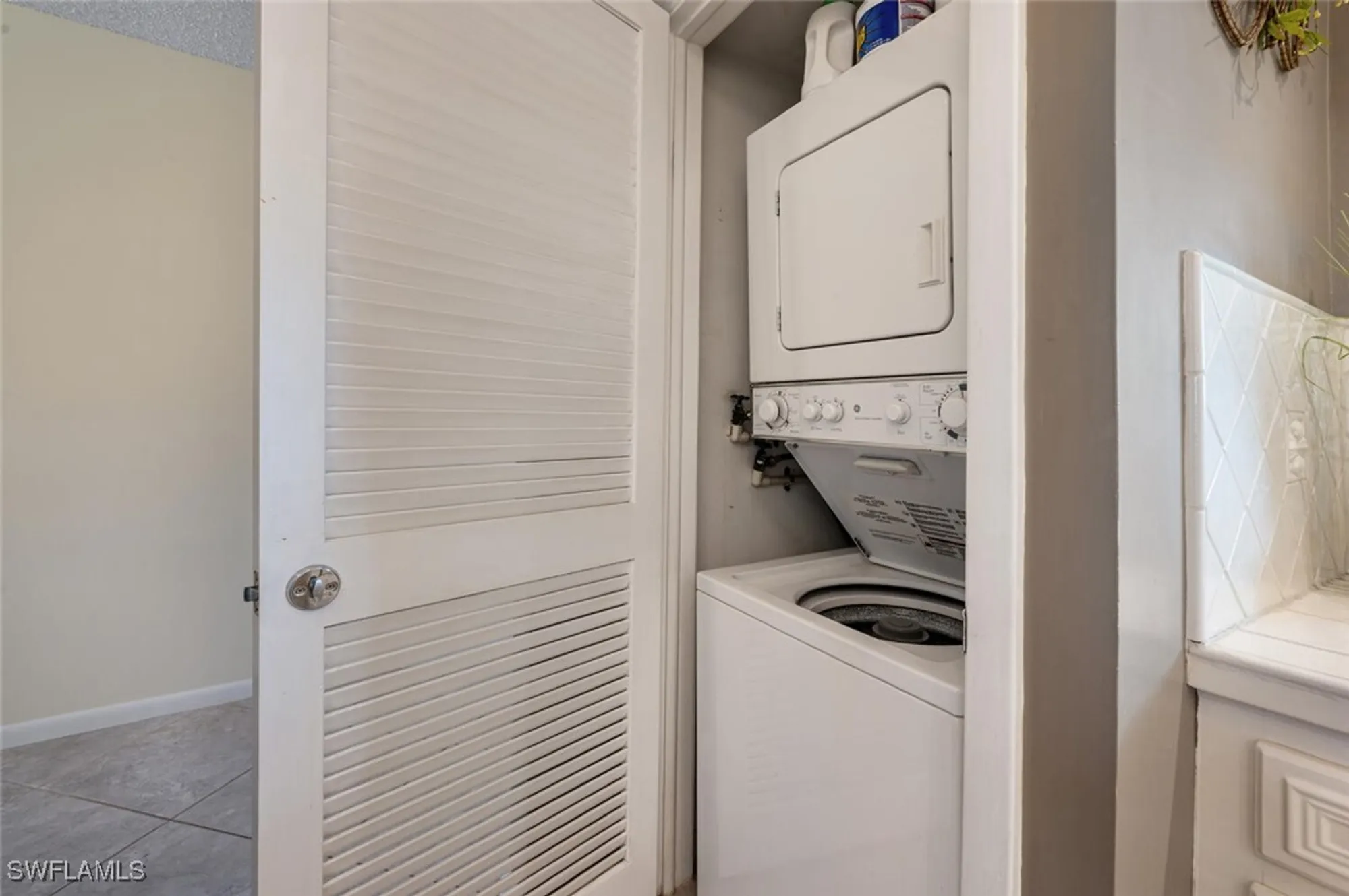 Property Slideshow image 11 of 26 | 325 charlemagne blvd b203, Naples, FL, 34112