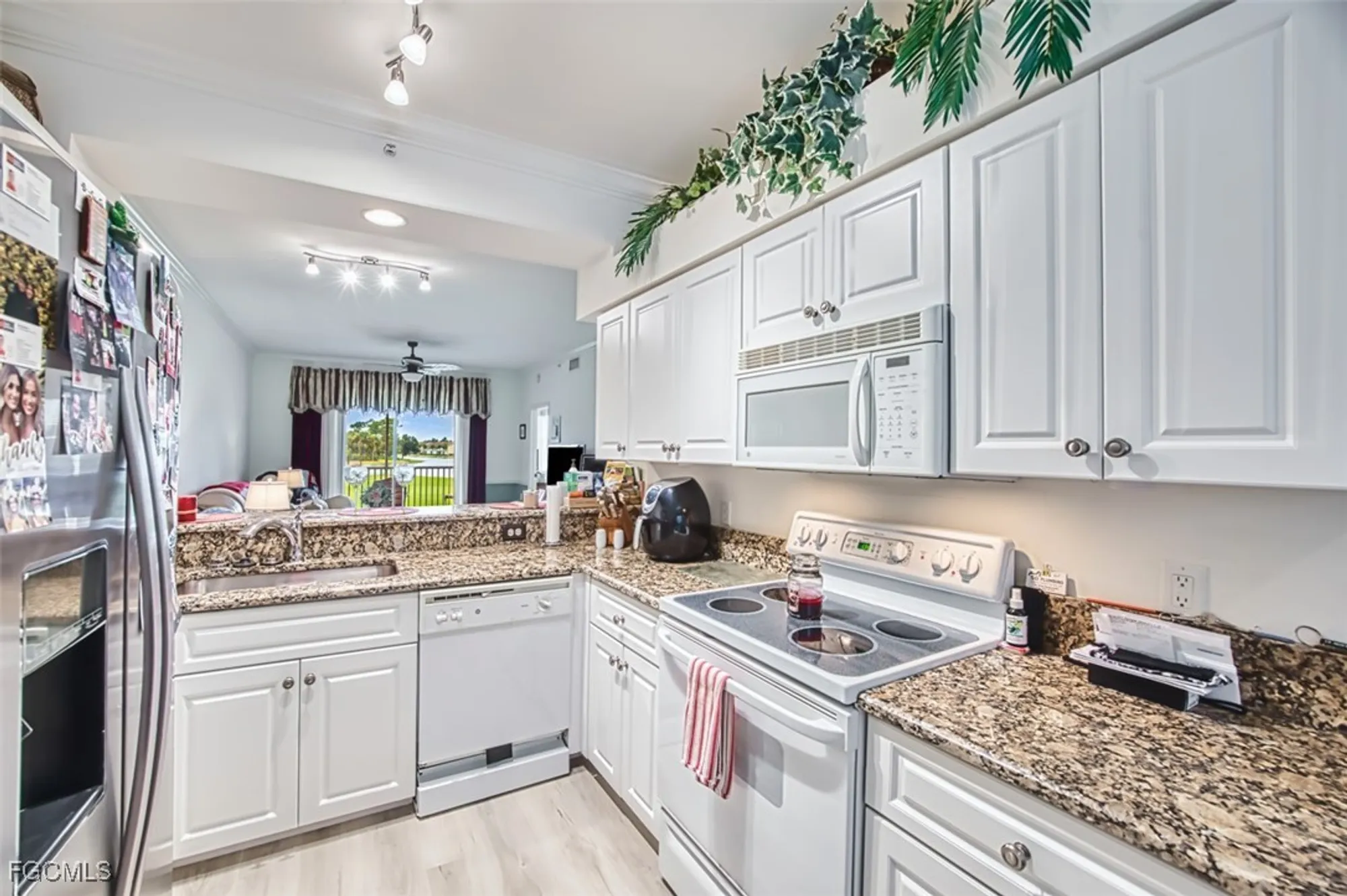 Property Slideshow image 12 of 50 | 10275 bismark palm way apt 1124, Fort Myers, FL, 33966