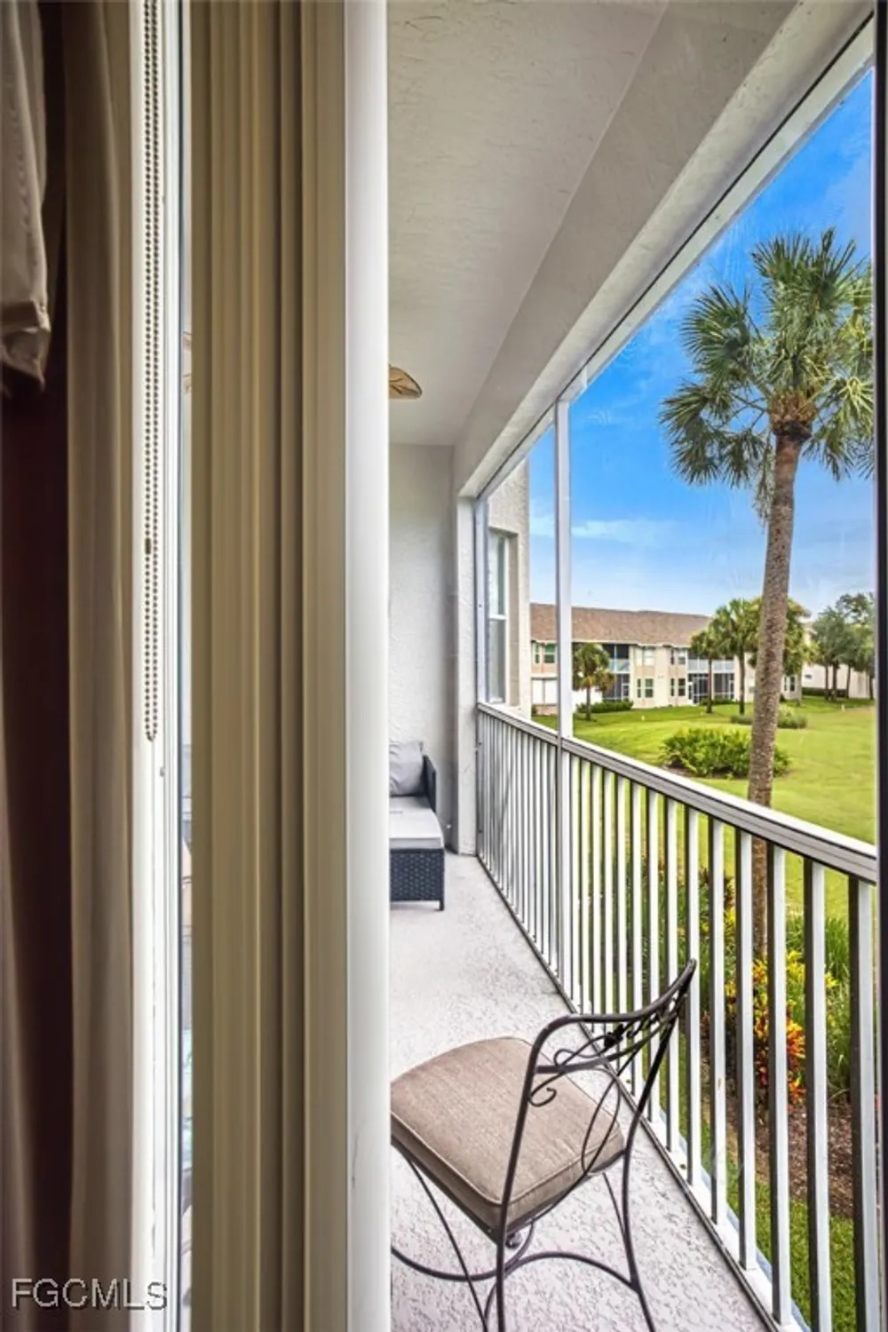 Property Slideshow image 21 of 50 | 10275 bismark palm way apt 1124, Fort Myers, FL, 33966