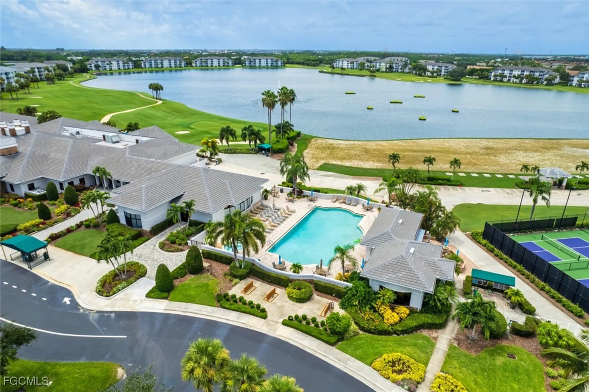 Property Slideshow image 36 of 50 | 10275 bismark palm way apt 1124, Fort Myers, FL, 33966