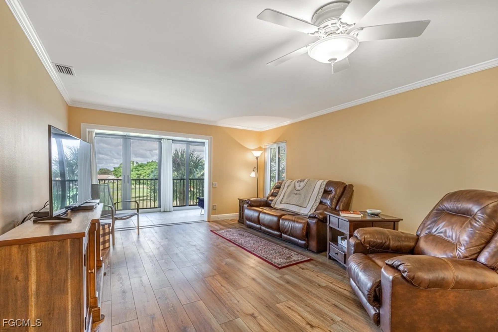 Property Slideshow image 3 of 45 | 7402 lake breeze dr 306, Fort Myers, FL, 33907