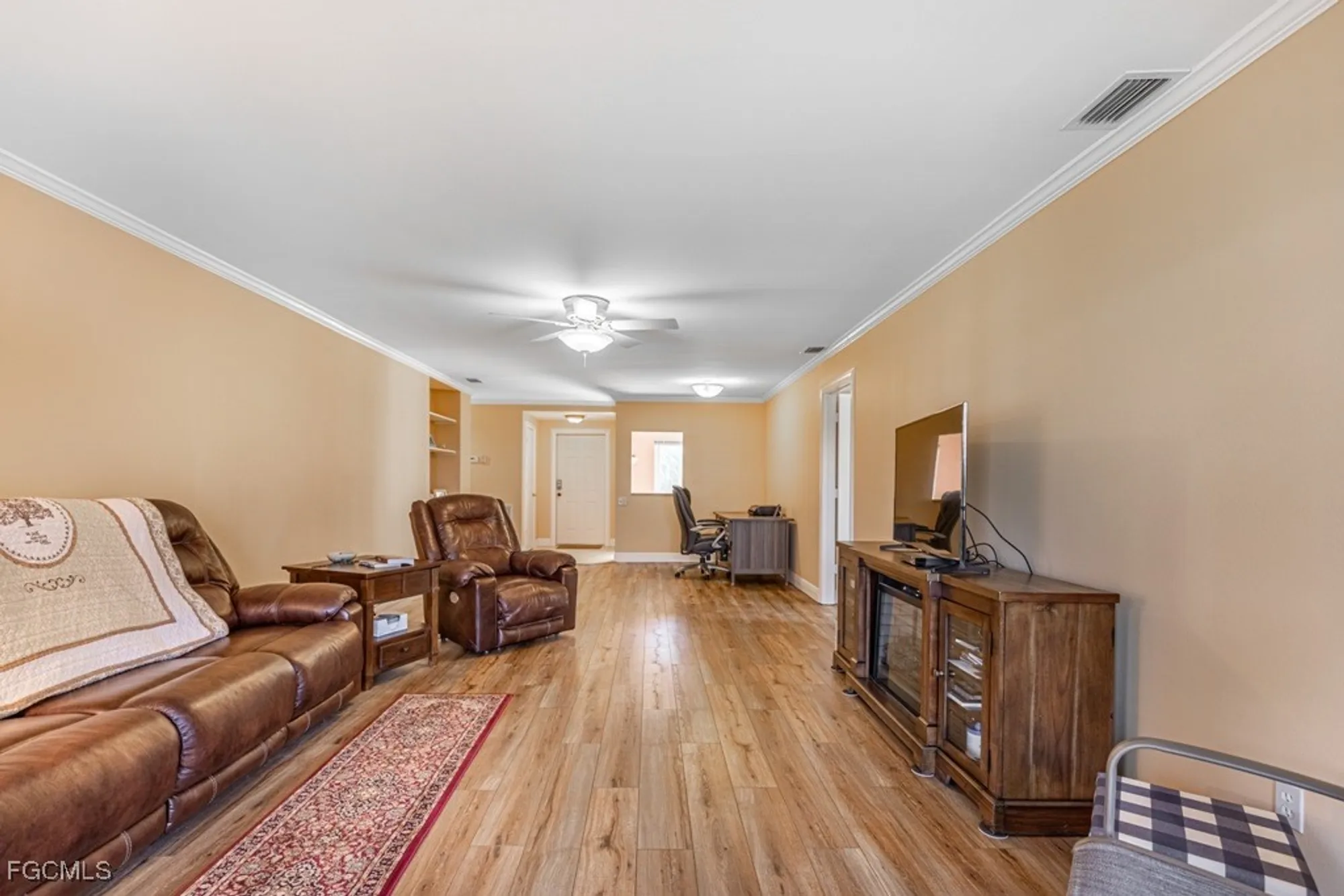 Property Slideshow image 6 of 45 | 7402 lake breeze dr 306, Fort Myers, FL, 33907