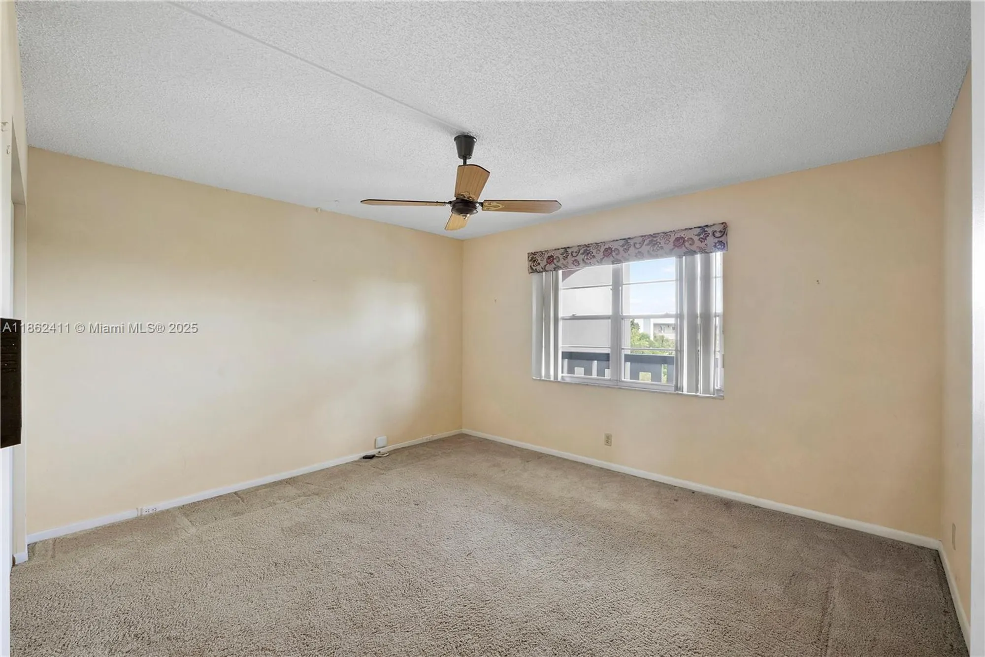 Property Slideshow image 18 of 41 | 2502 antigua ter f4, Coconut Creek, FL, 33066