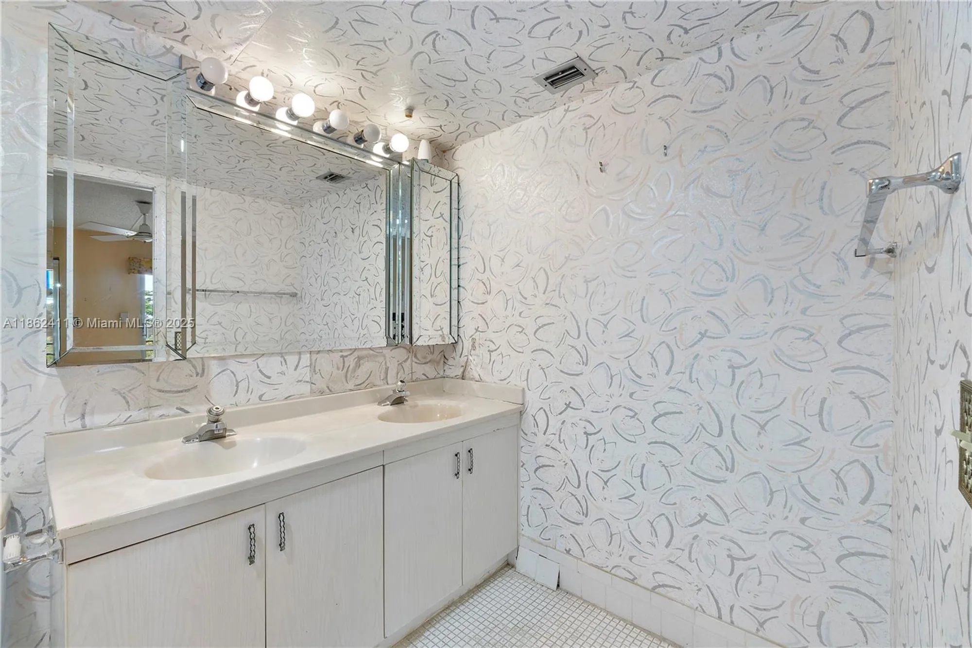 Property Slideshow image 21 of 41 | 2502 antigua ter f4, Coconut Creek, FL, 33066