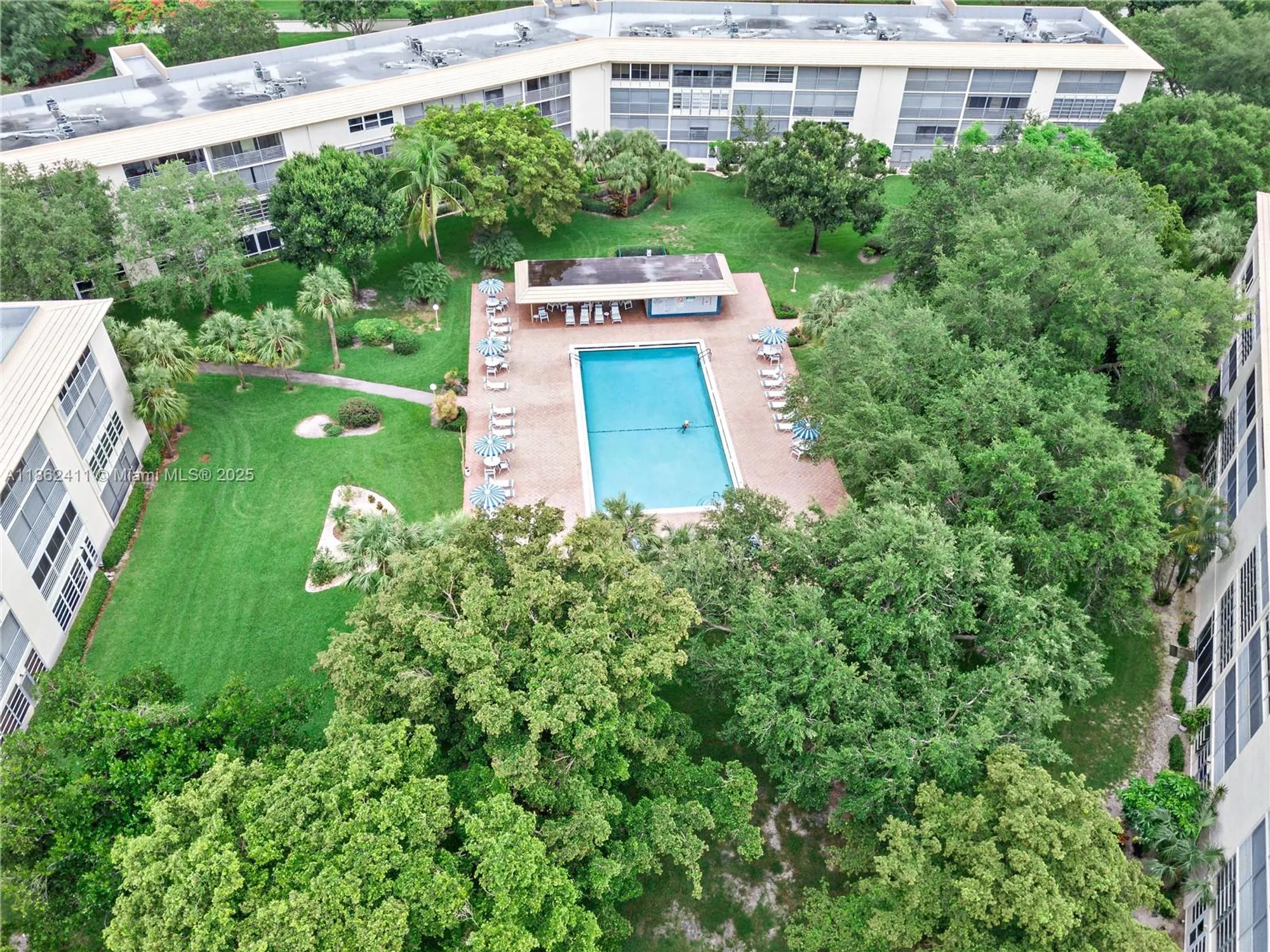 Property Slideshow image 34 of 41 | 2502 antigua ter f4, Coconut Creek, FL, 33066