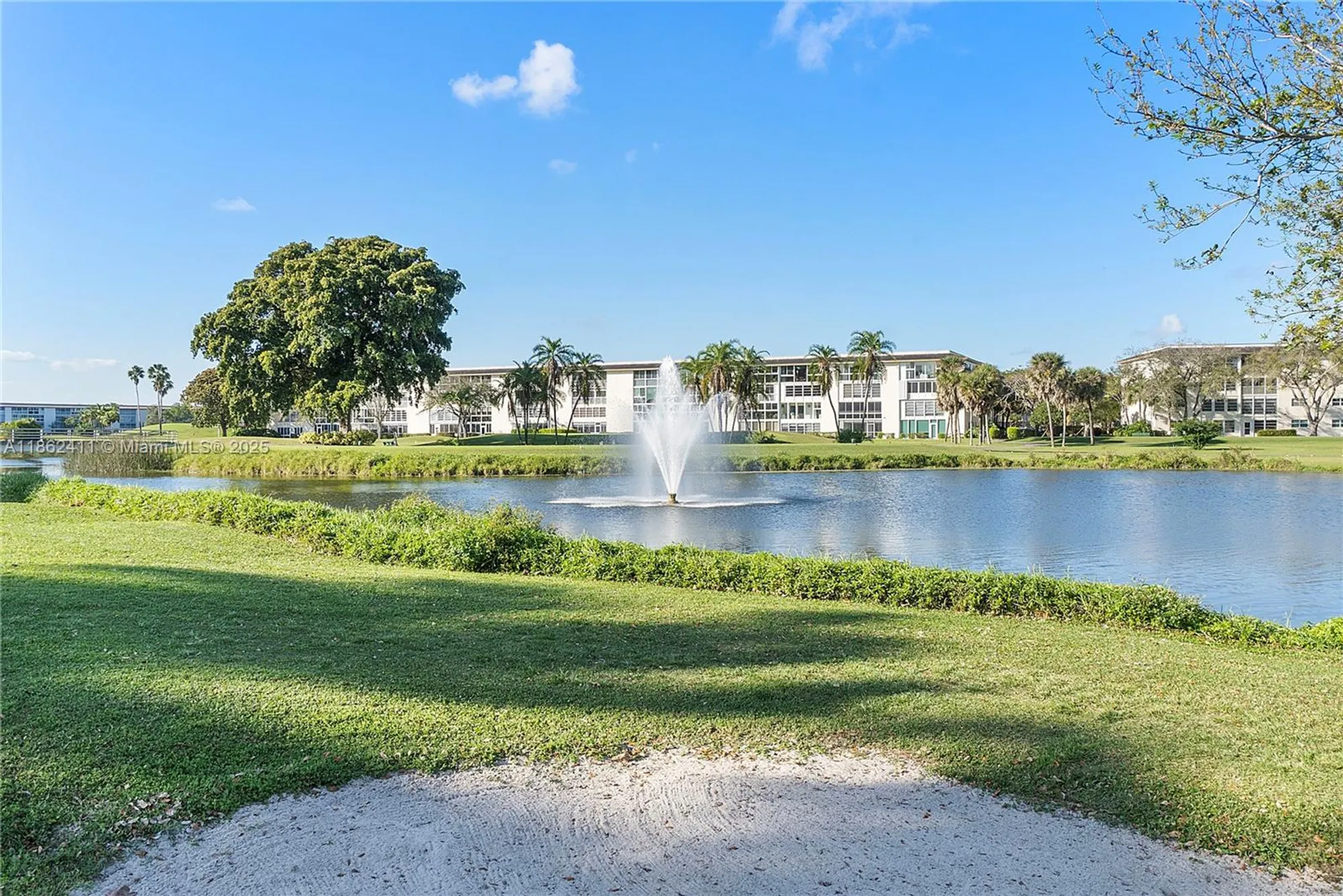 Property Slideshow image 33 of 41 | 2502 antigua ter f4, Coconut Creek, FL, 33066