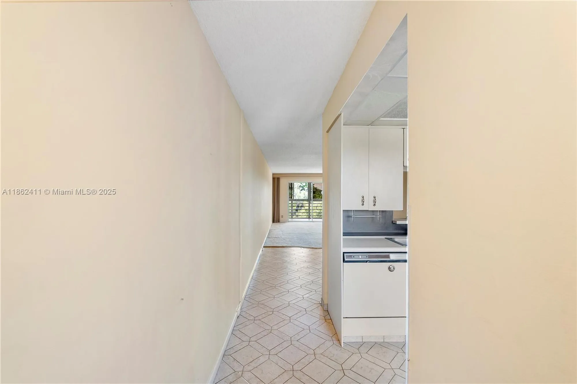 Property Slideshow image 6 of 41 | 2502 antigua ter f4, Coconut Creek, FL, 33066
