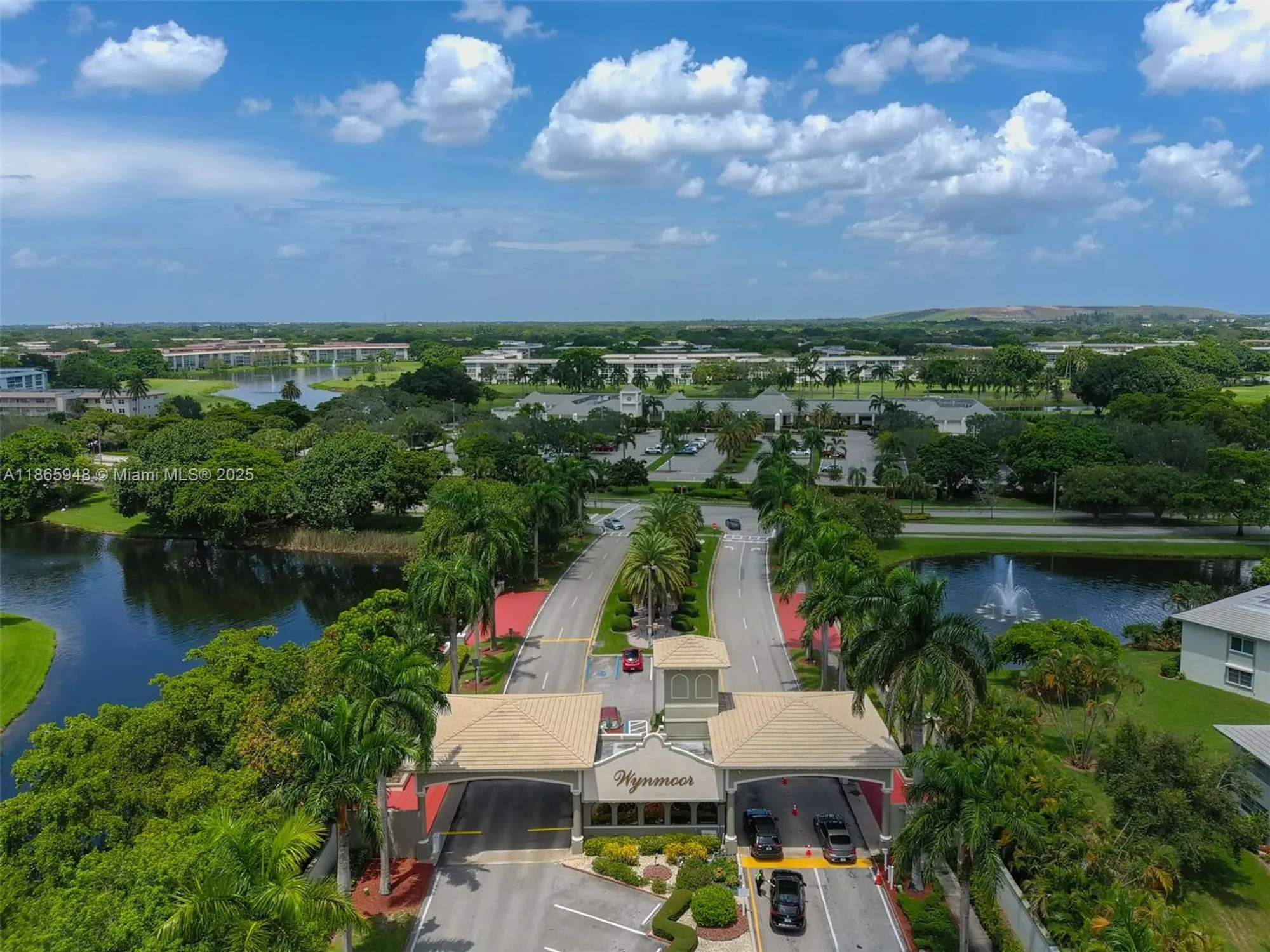 Property Slideshow image 39 of 54 | 2405 antigua cir m4, Coconut Creek, FL, 33066