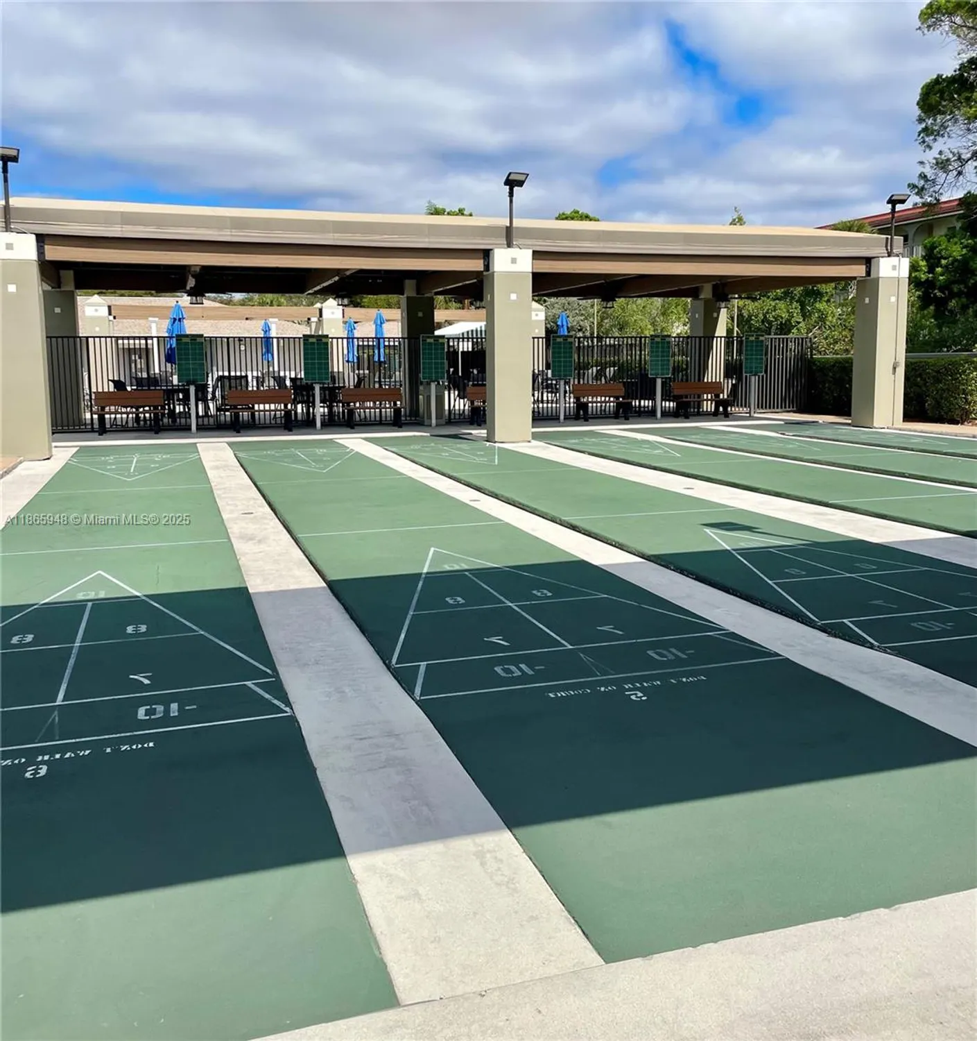 Property Slideshow image 48 of 54 | 2405 antigua cir m4, Coconut Creek, FL, 33066