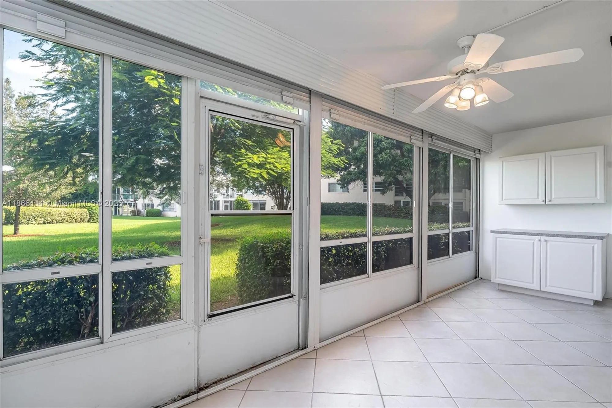 Property Slideshow image 14 of 21 | 4701 martinique dr k1, Coconut Creek, FL, 33066