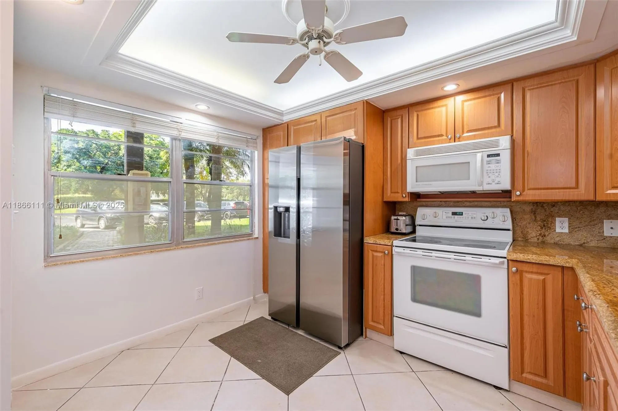 Property Slideshow image 5 of 21 | 4701 martinique dr k1, Coconut Creek, FL, 33066