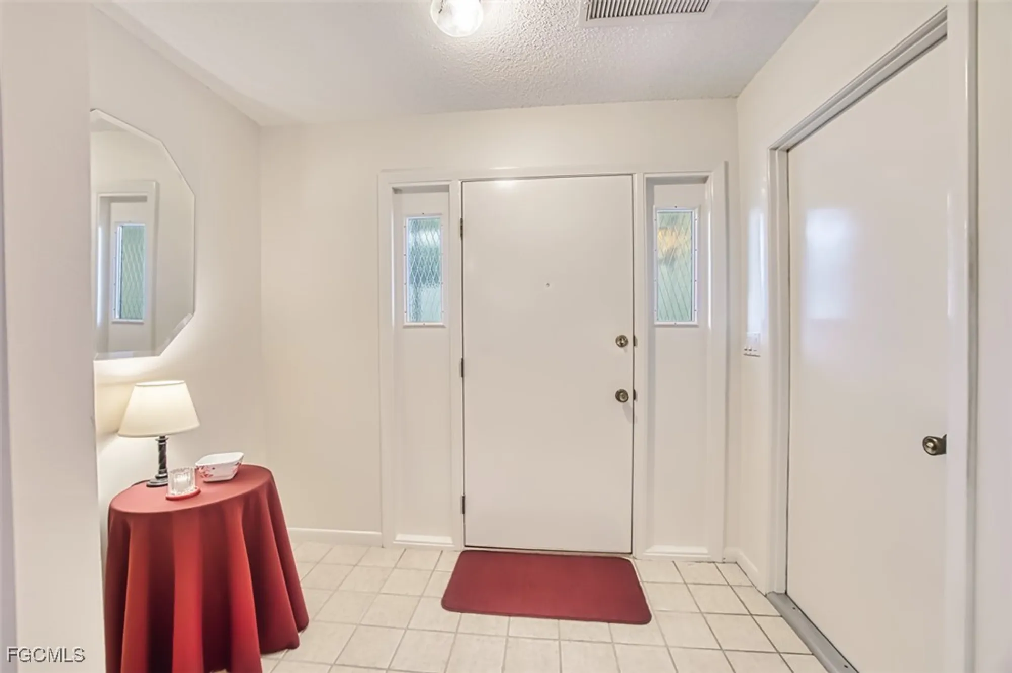 Property Slideshow image 14 of 40 | 1271 s brandywine cir, Fort Myers, FL, 33919