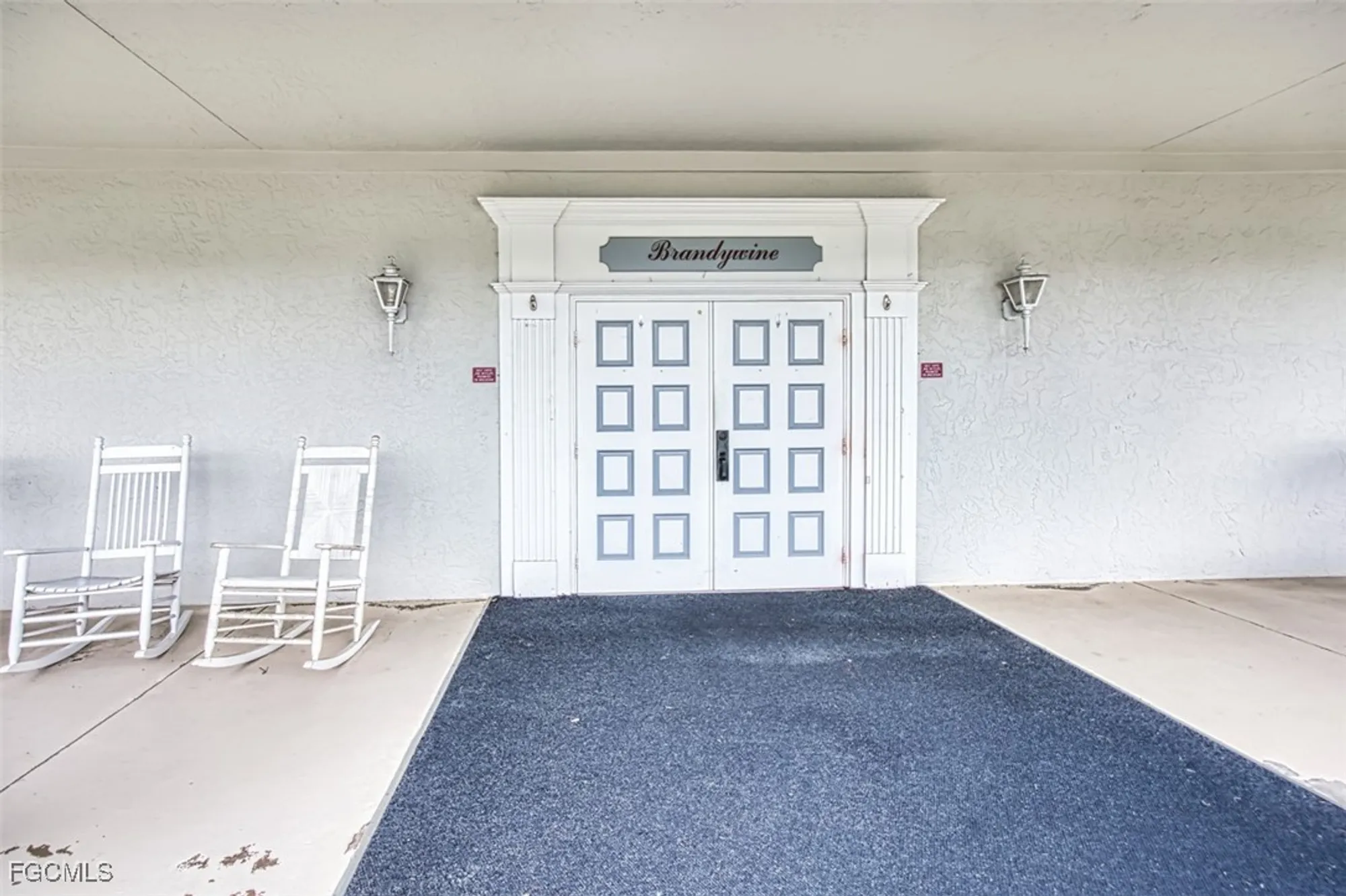 Property Slideshow image 37 of 40 | 1271 s brandywine cir, Fort Myers, FL, 33919