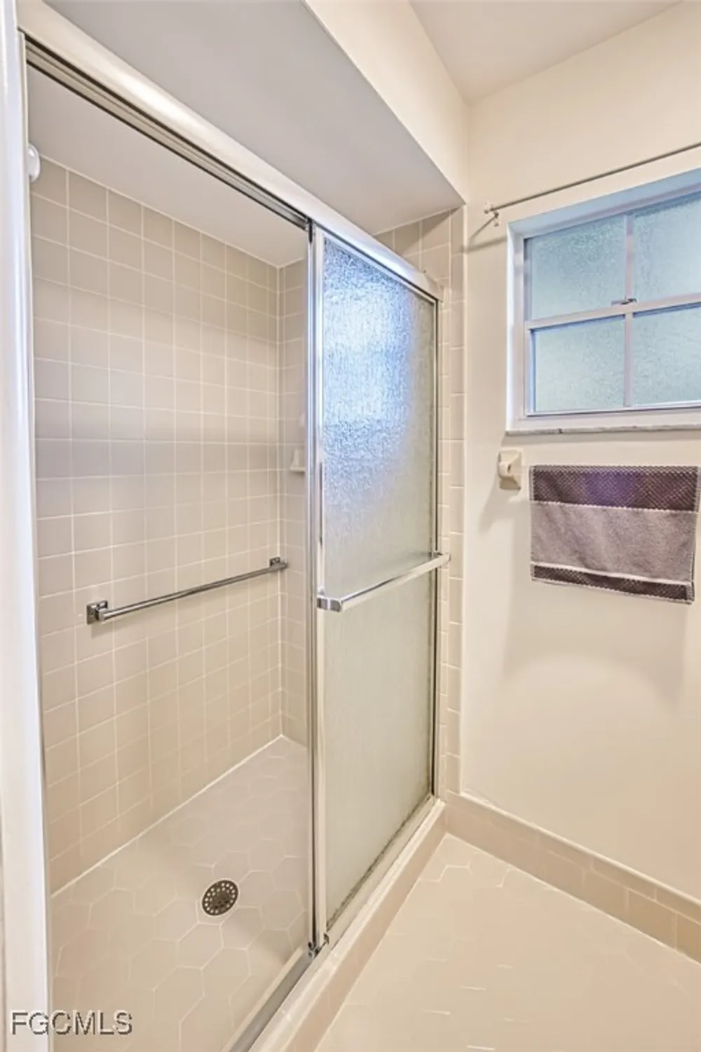 Property Slideshow image 30 of 40 | 1271 s brandywine cir, Fort Myers, FL, 33919