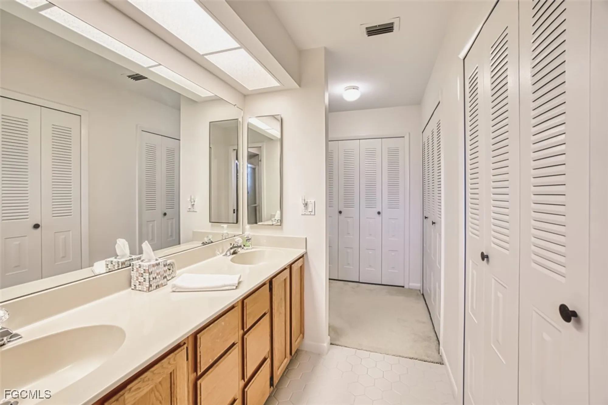 Property Slideshow image 31 of 40 | 1271 s brandywine cir, Fort Myers, FL, 33919