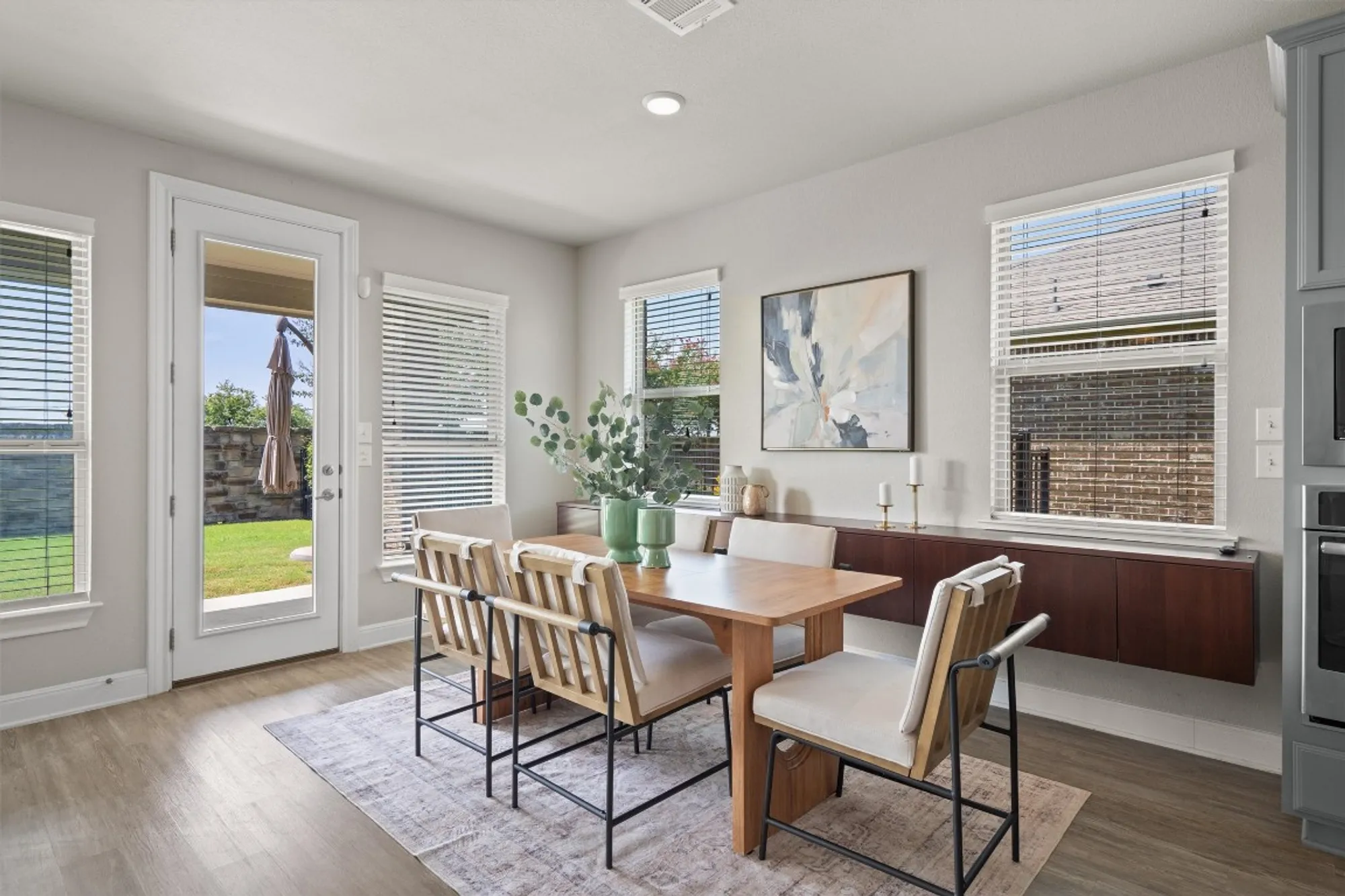 Property Slideshow image 15 of 39 | 3241 aurelia ln, Round Rock, TX, 78665